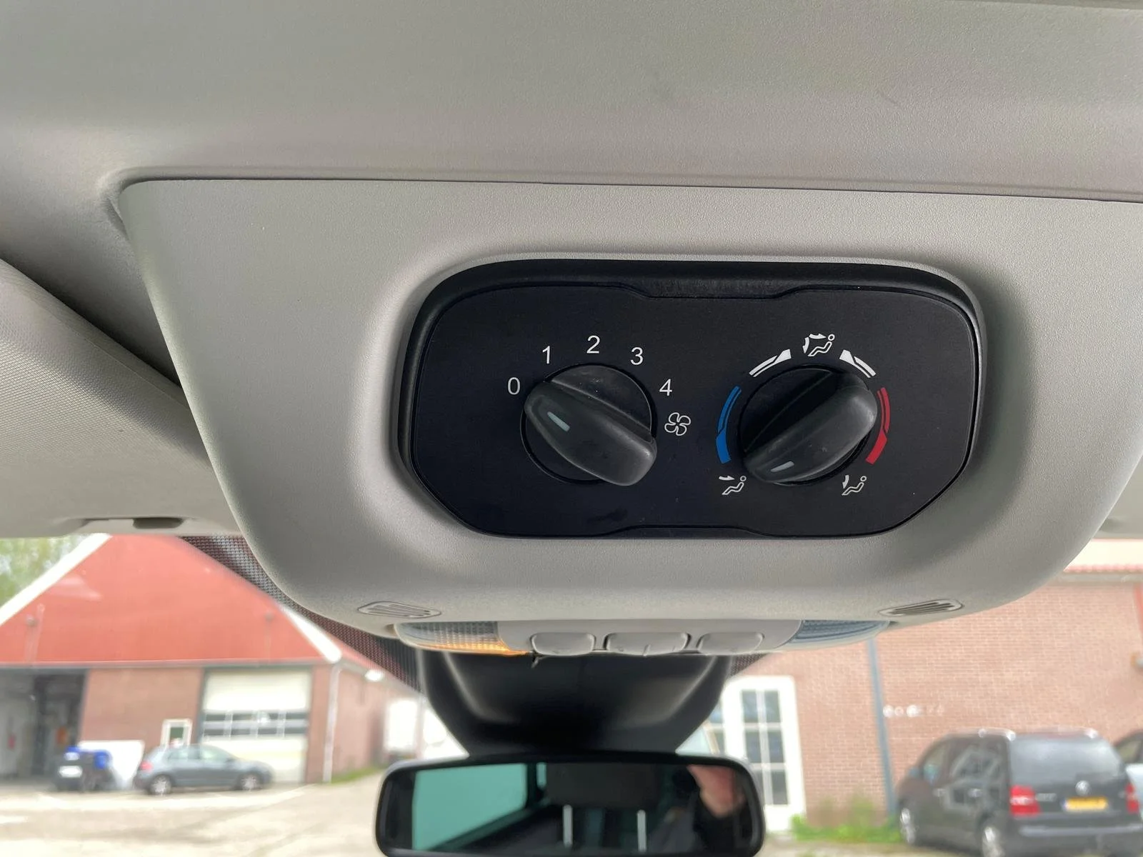 Ventiliatiesysteem met airconditioning