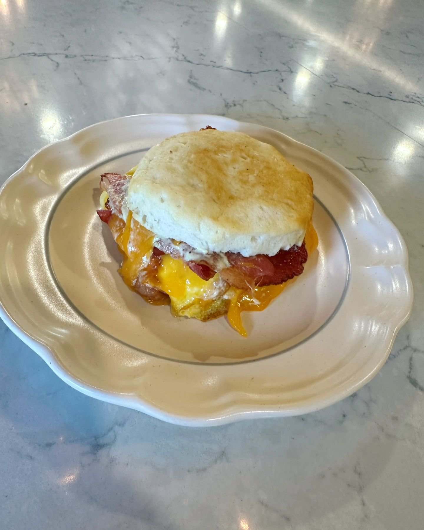 the..
bacon,egg &amp; cheese biscuit sandwich 🤤
simple. cheap. quick.
heck on being a specialty cheesecake shop....
we got poptarts &amp; biscuits baby! 😂😂

come and get it! 
6-6 tomorrow &amp; Friday 

618-491-0901 
www.steelcitycheesecakes.com 
