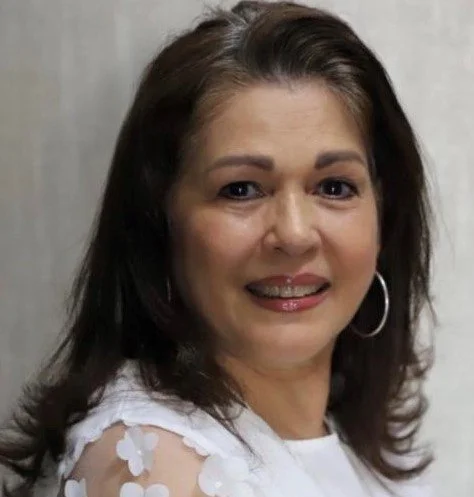 FOTO de Xiomara DEL CELULAR.jpg