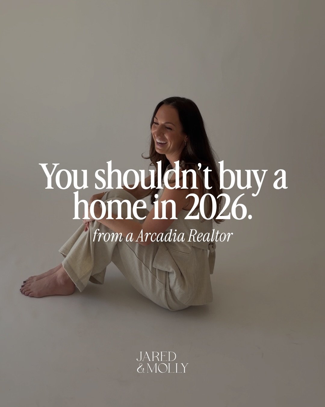 If you&rsquo;re looking to buy a home in Arcadia in 2026&hellip; 👋 Hi, I&rsquo;m Molly, a realtor and AZ native.  My husband Jared and I help people buys and sell homes in Phoenix and would love to chat with you about your goals.