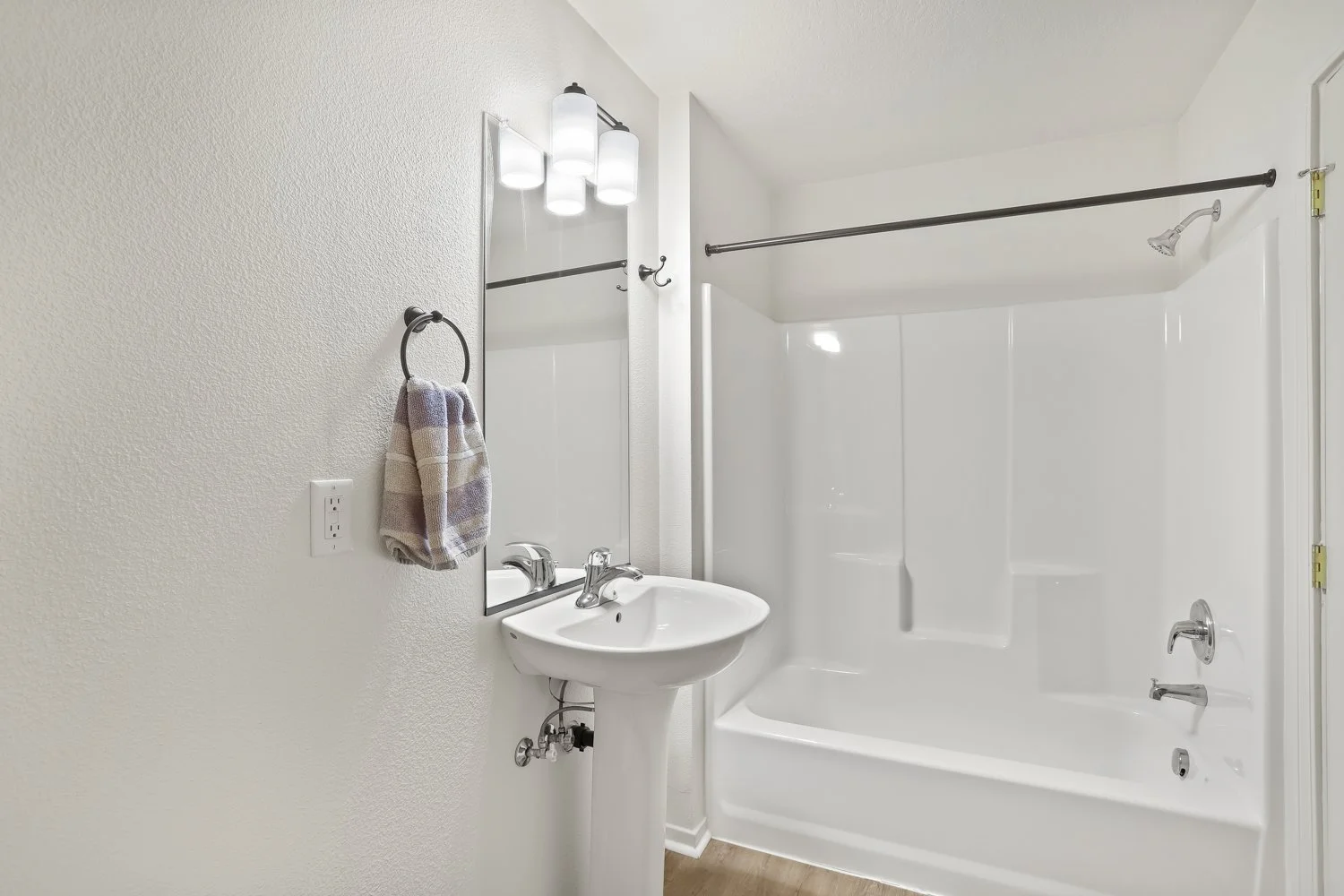 7545 N Olin Ave Unit 201 - WEB-26.jpg