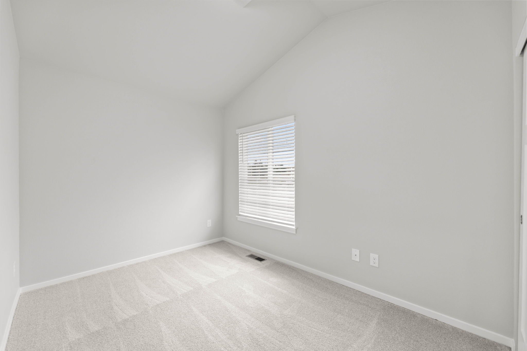 24-web-or-mls-3V2A2529.jpg