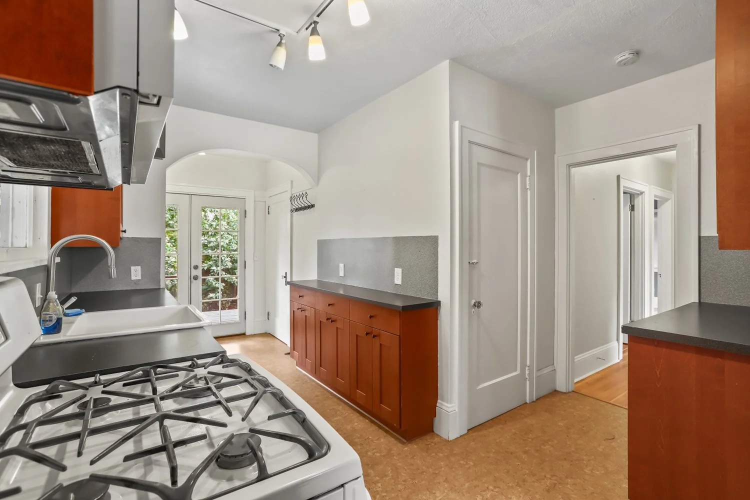 8704 N Portsmouth Ave - WEB-16.jpg
