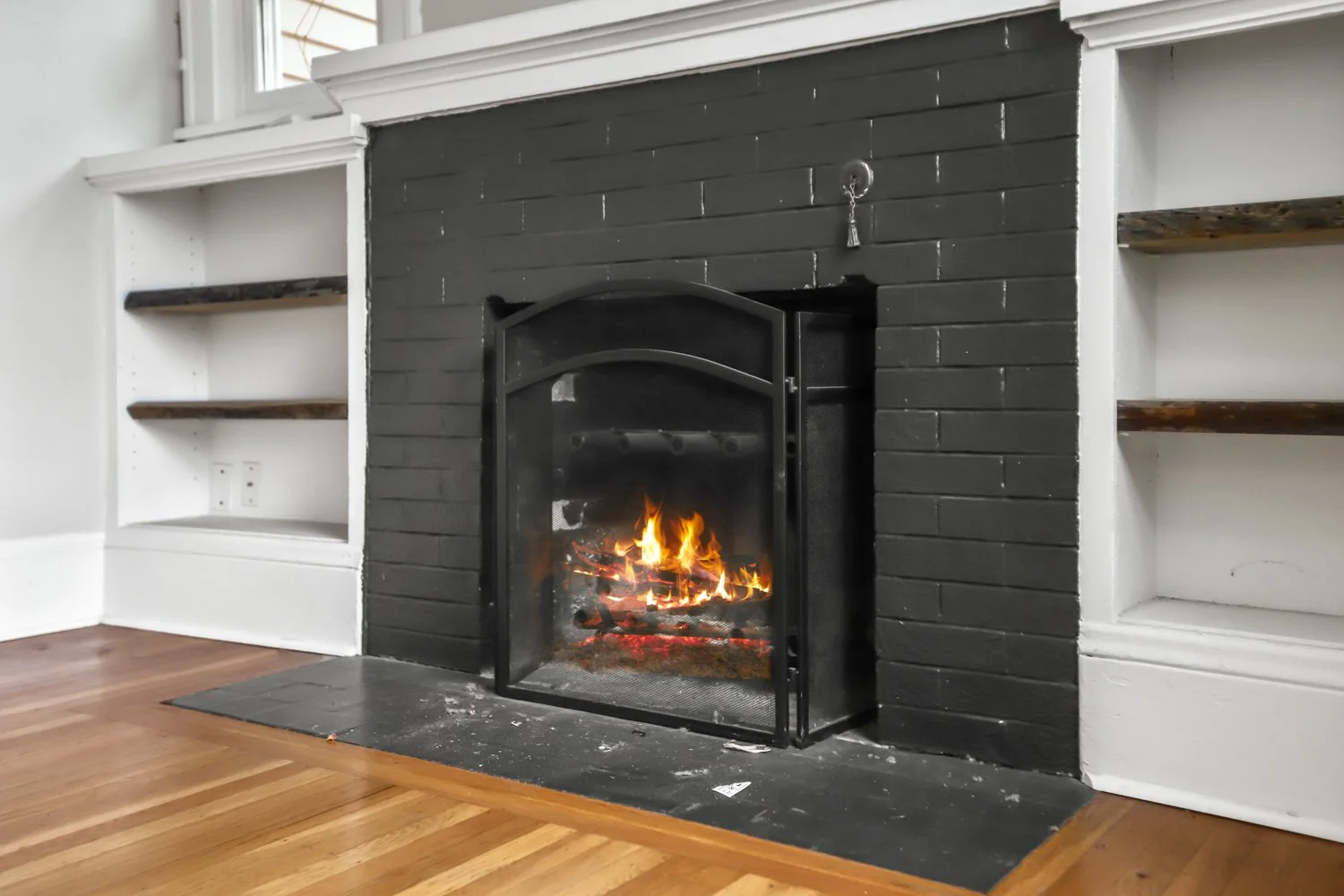 8704 N Portsmouth Ave - WEB-8.jpg