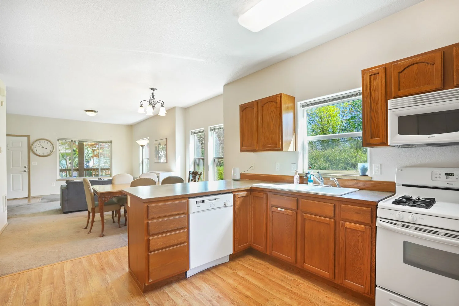 9310 N Woosley - WEB-16.jpg