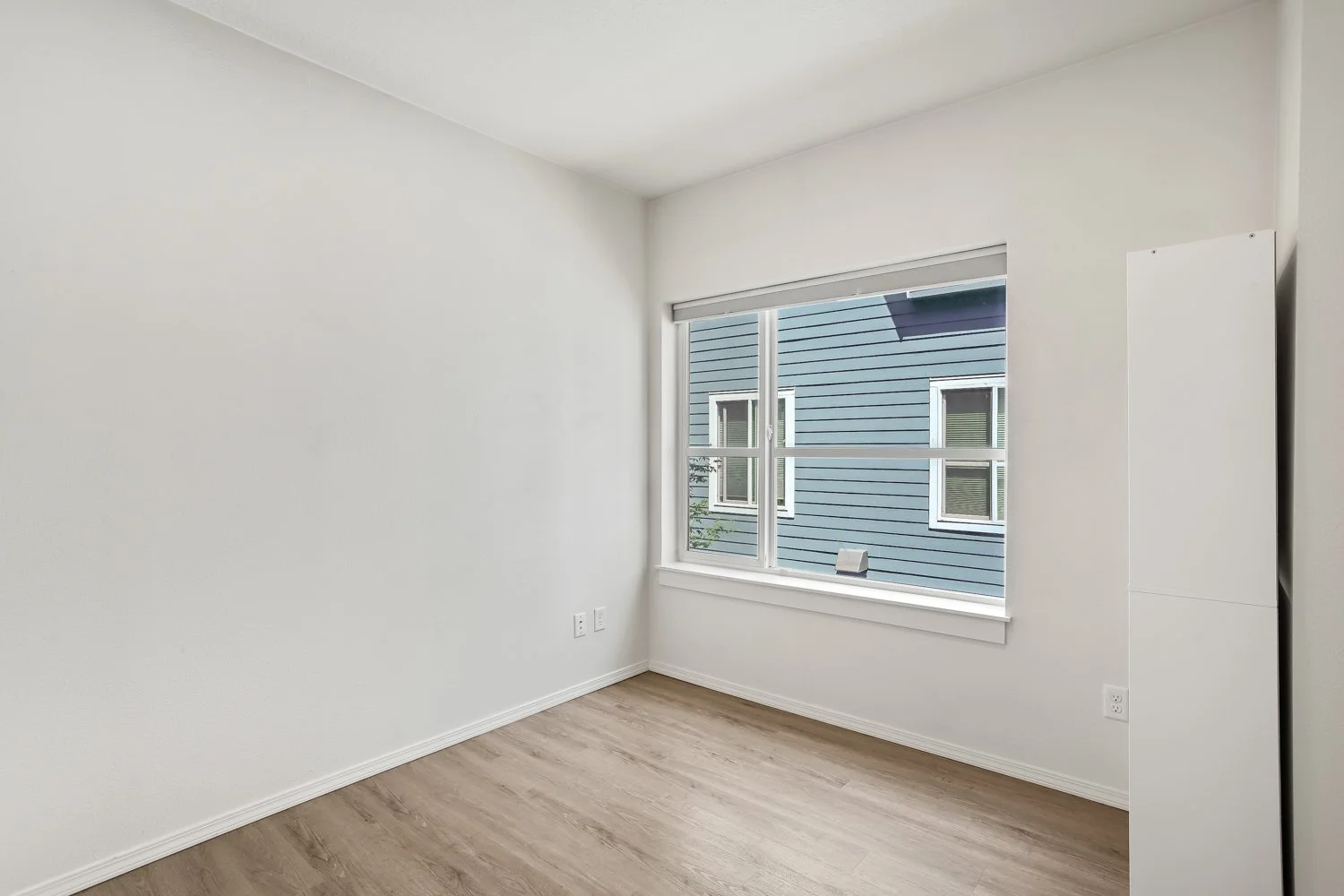 7545 N Olin Ave Unit 201 - WEB-28.jpg