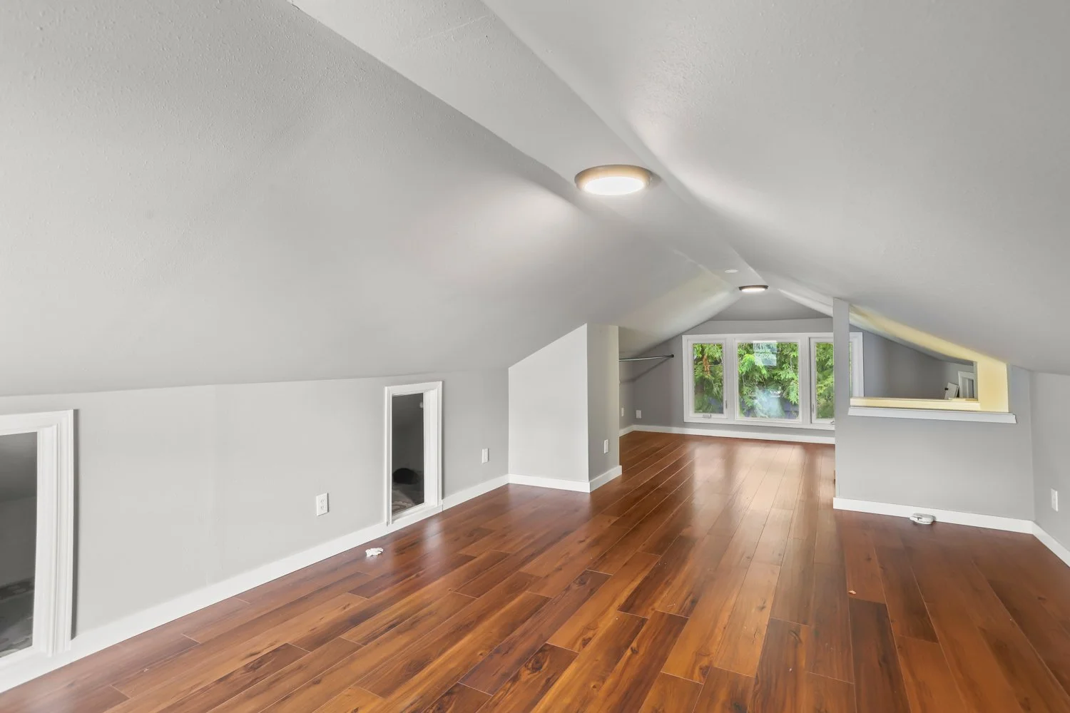8704 N Portsmouth Ave - WEB-38.jpg