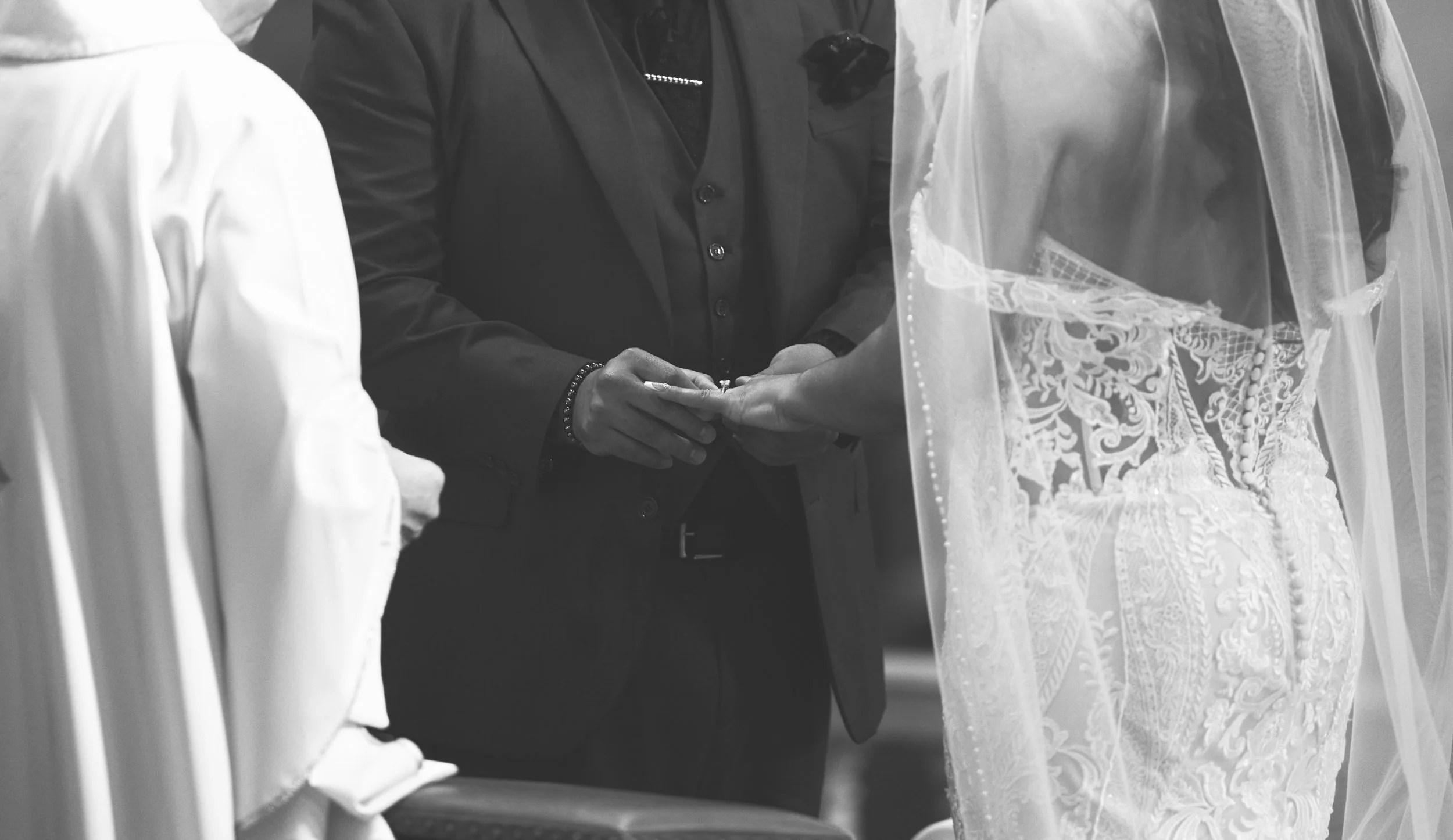 Elsie & Jonathan2091760_1.jpg