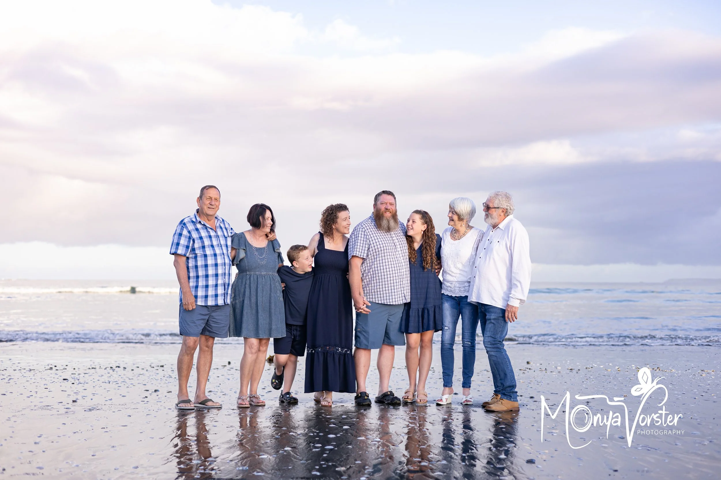 Jomyn Family Photoshoot 2024 Social Media-12.jpg