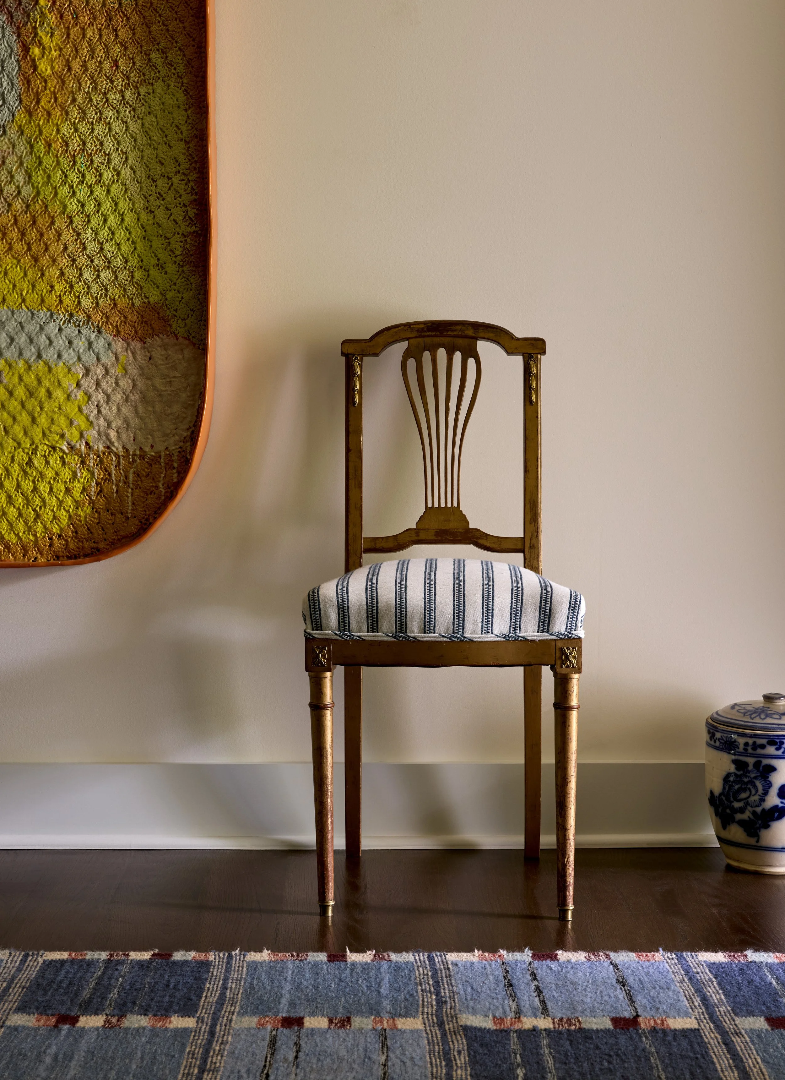 entryway2_210_V1 small.jpg