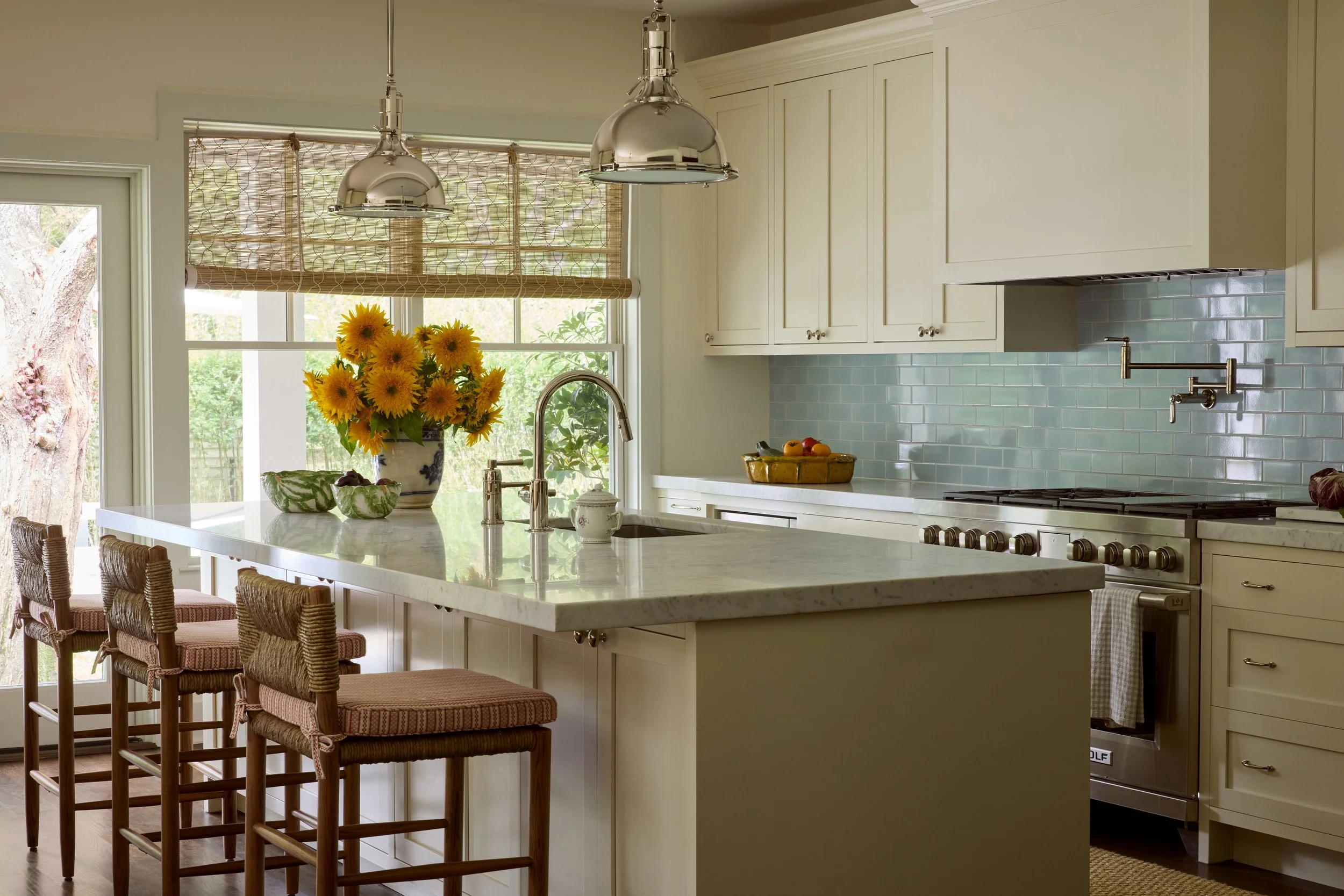 kitchen1_533_V1 small.jpg