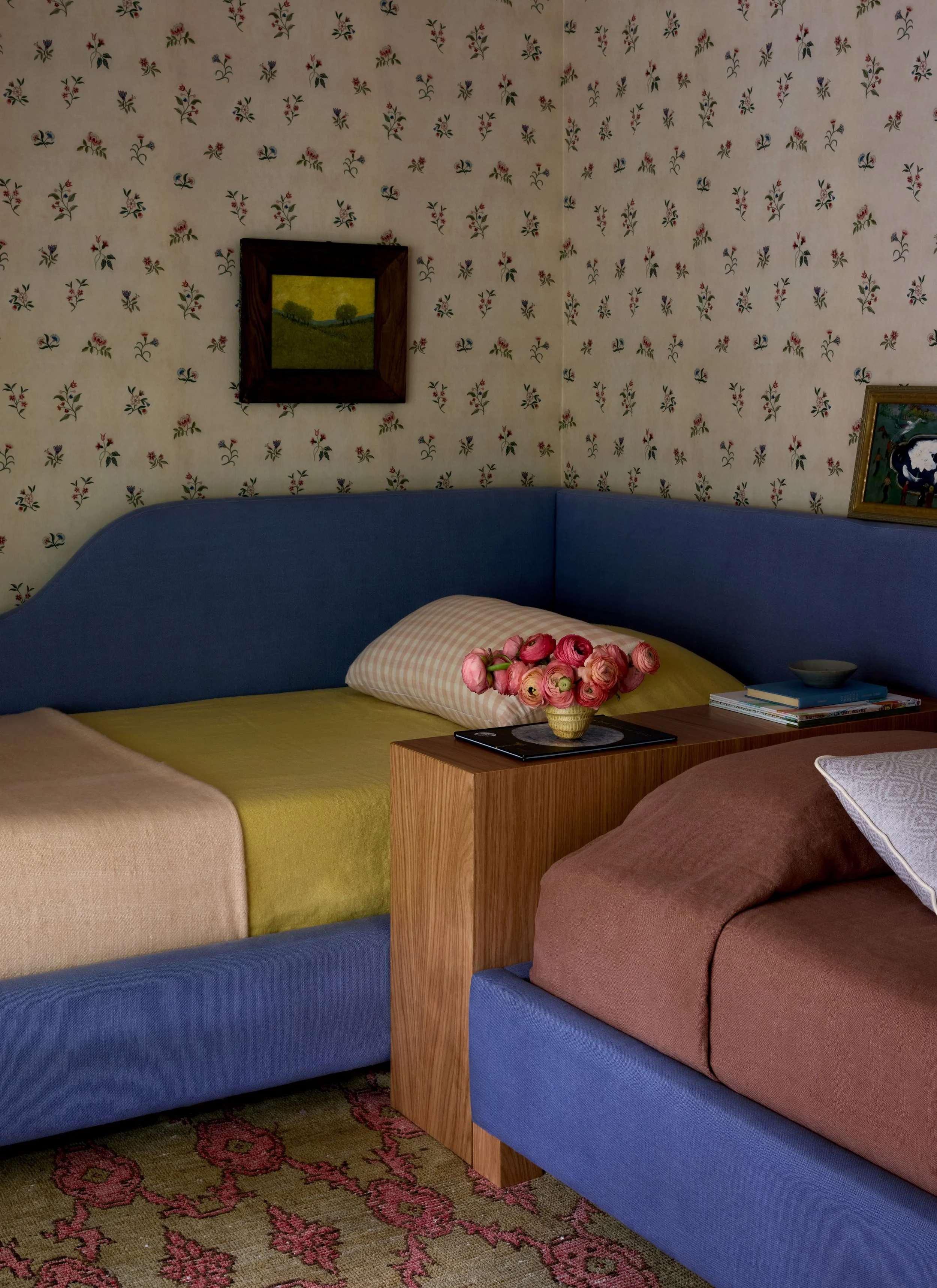 kidsroom3_088_V1 small.jpg