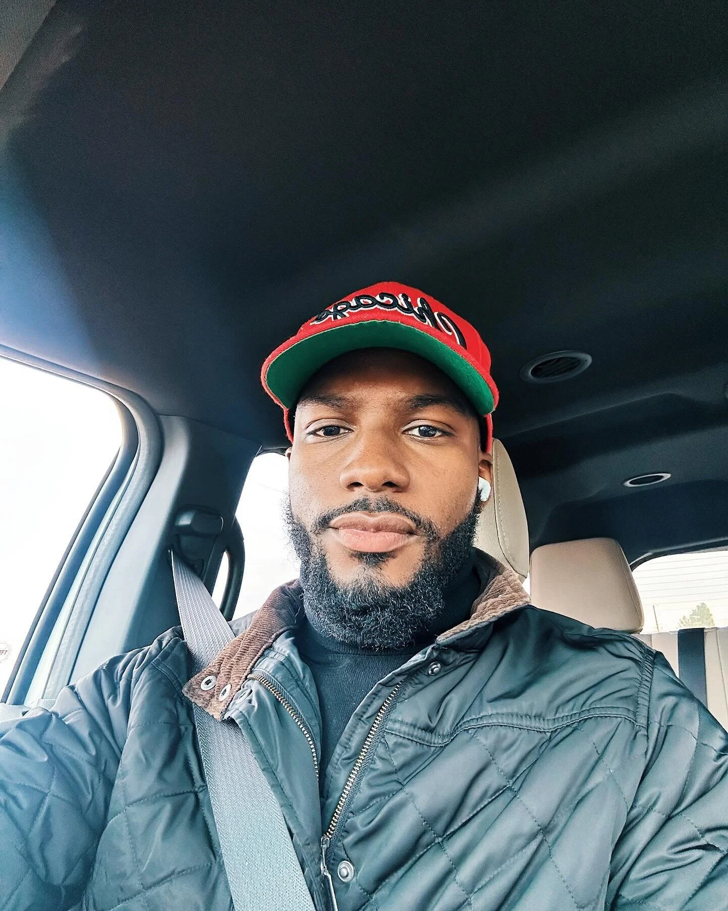 I&rsquo;m taking more pics and videos this year. I have more pics of clients than I do of me lol. I need more snapbacks tho. Guys, Where do y&rsquo;all get yours from? #andthatswassup