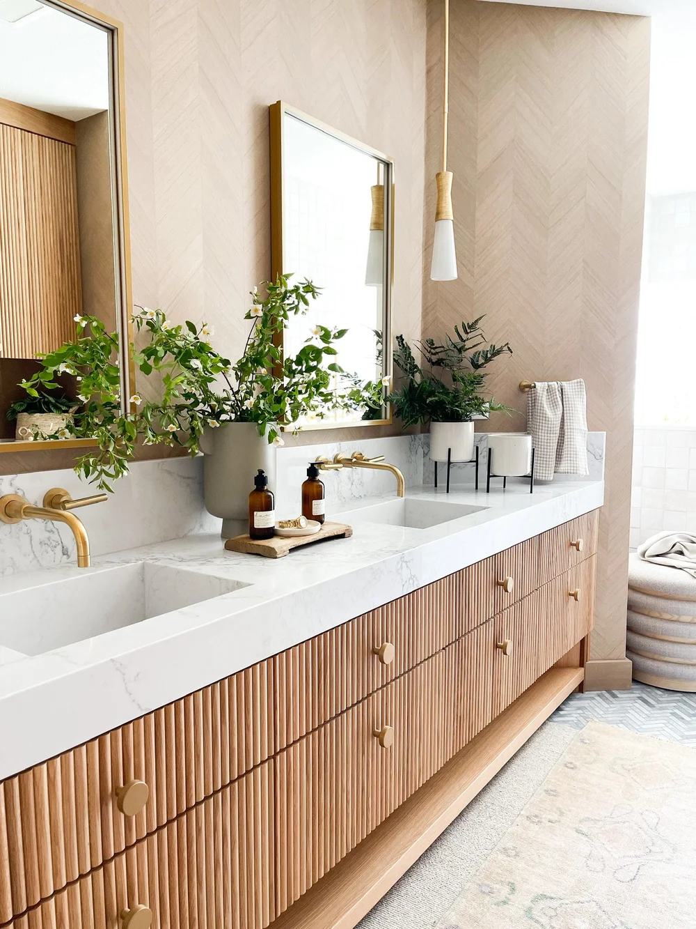 59FF88FB-260B-4B52-8B41-3A0B9E5BA6F4 - Molly Carter.jpeg