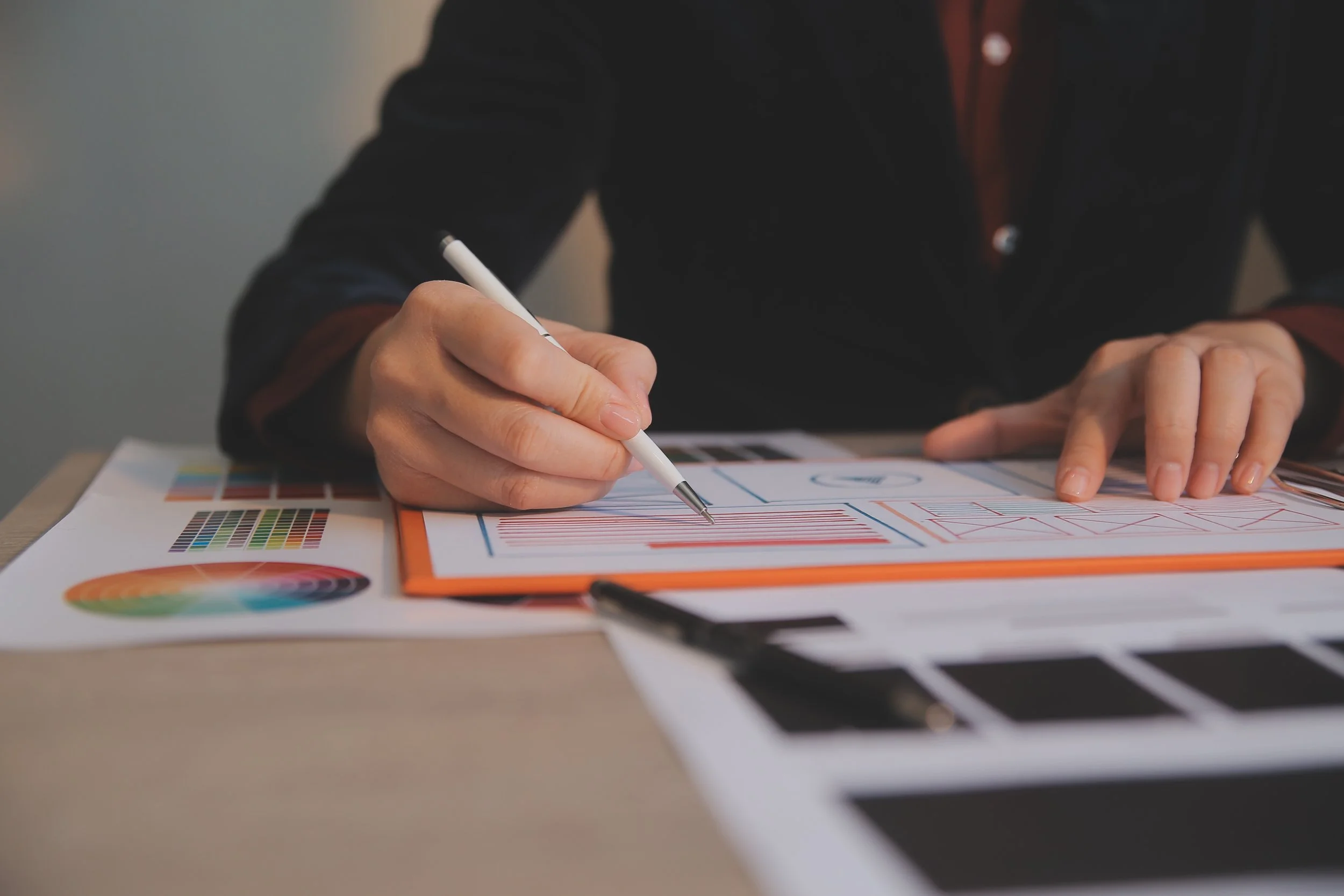 Antes del logotipo: qué necesita definir una PyME para construir una identidad con sentido