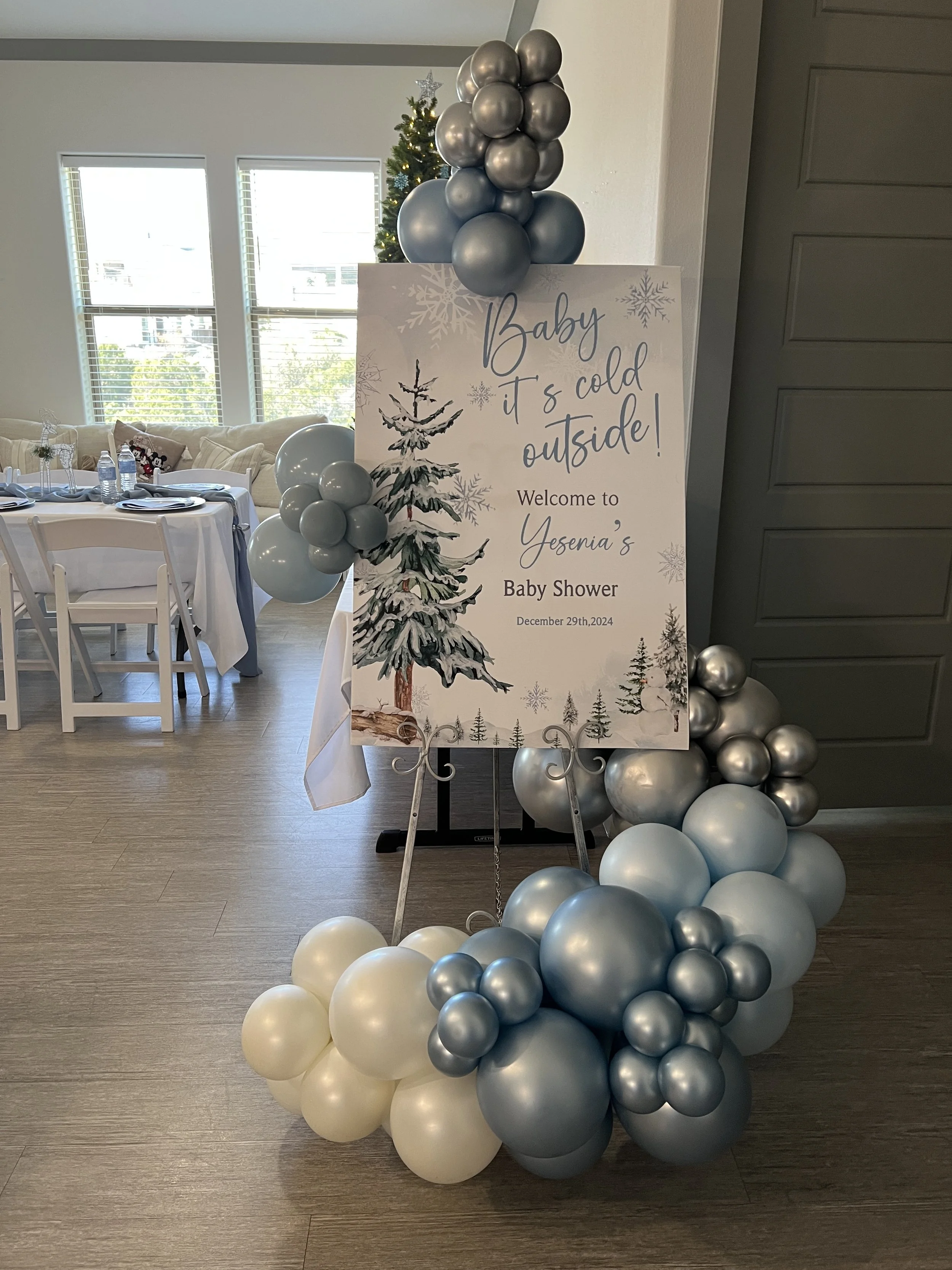 Welcome sign rental with balloons