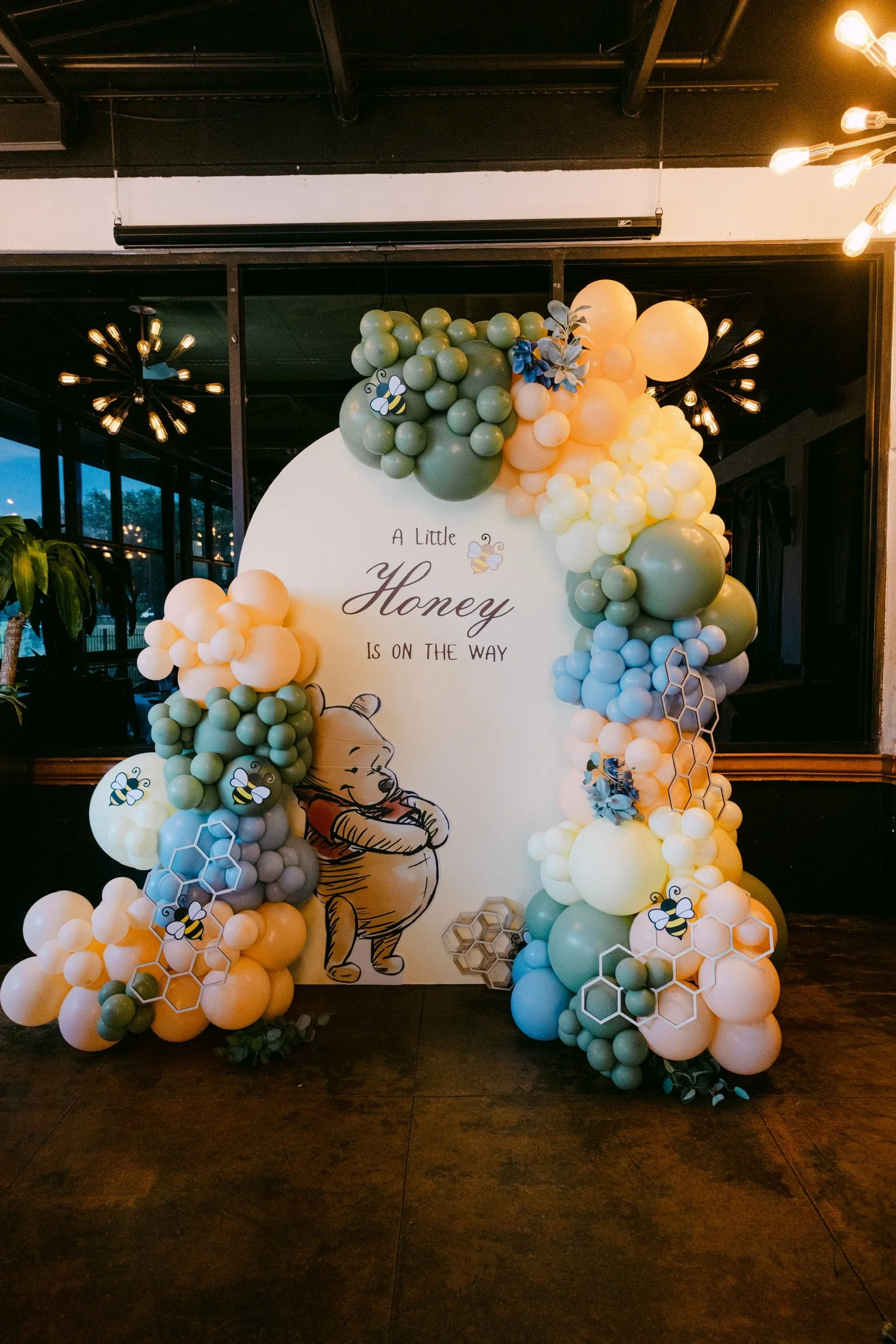 Baby shower decor at Paesano's Lincoln Heights