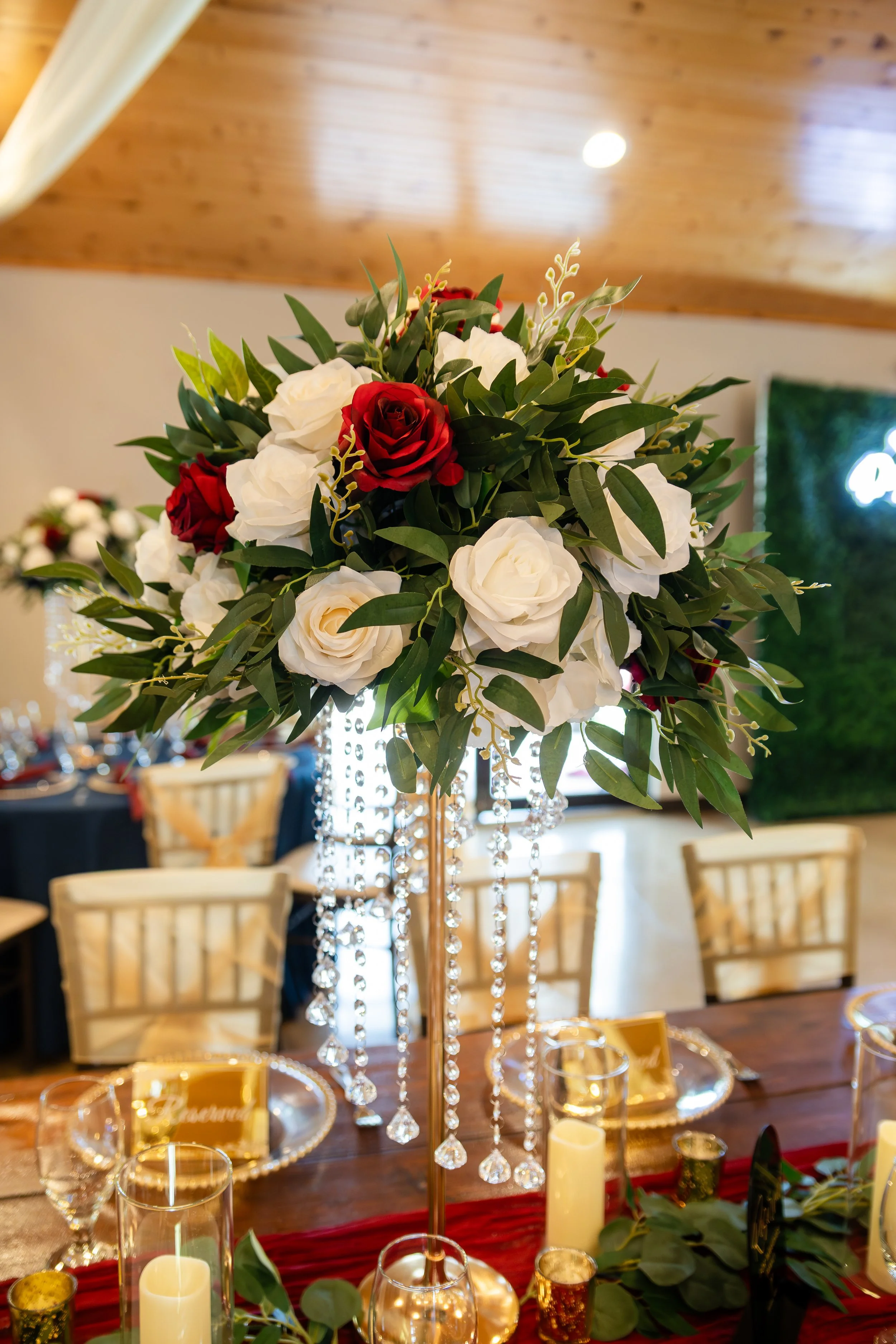Premium artificial floral rentals thoughtfully designed for weddings. 