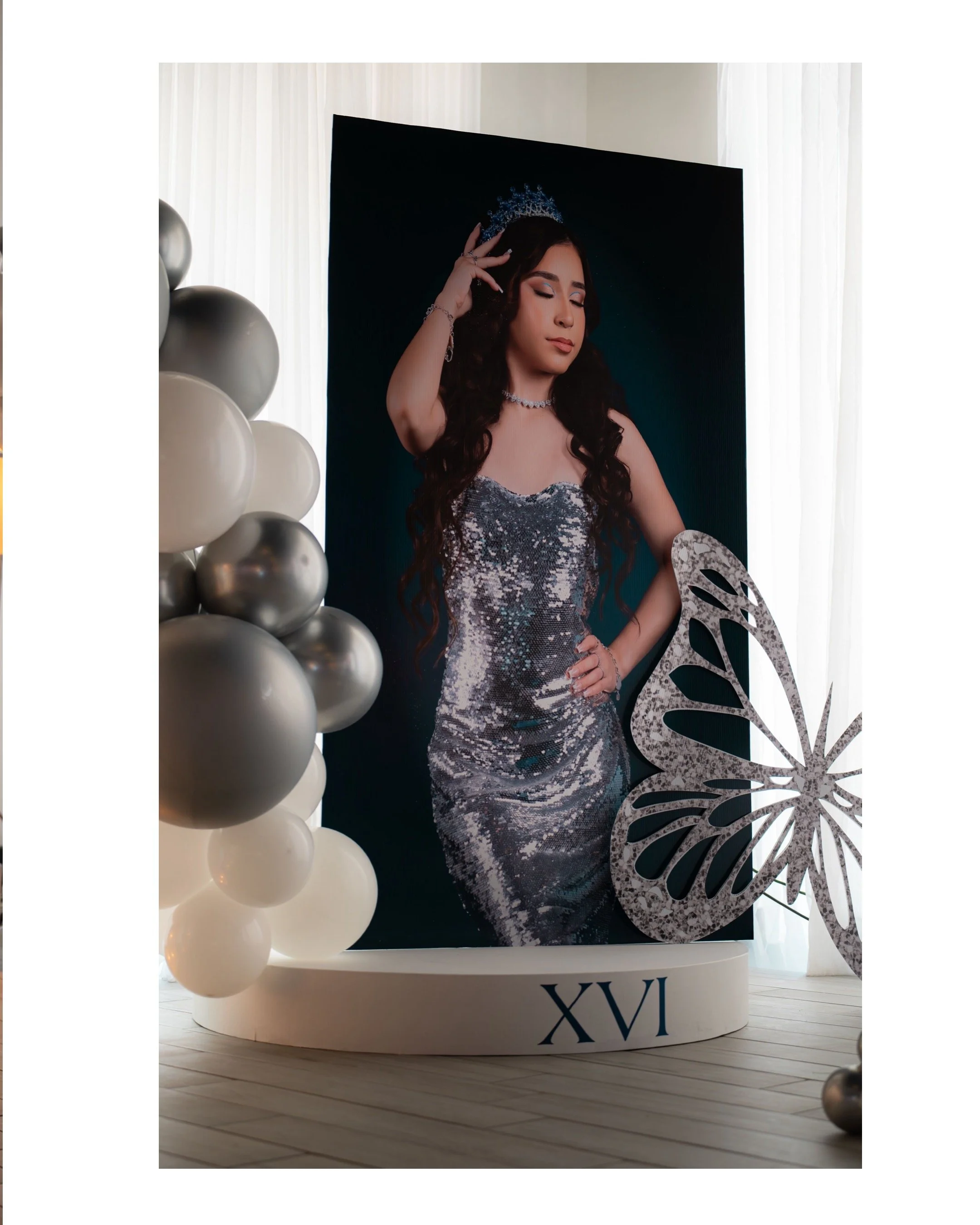Custom photo display for quince 