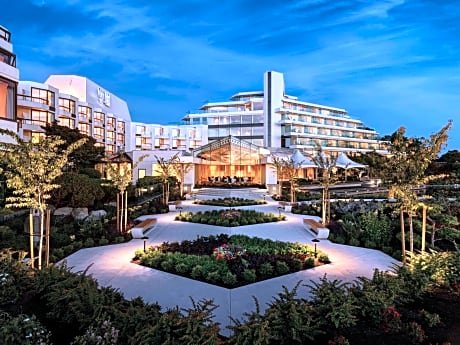 Registration and Abstract Submission Now Live for the 16th Biennial Symposium of the Comparative Nutrition Society in Victoria, BC, Canada! 