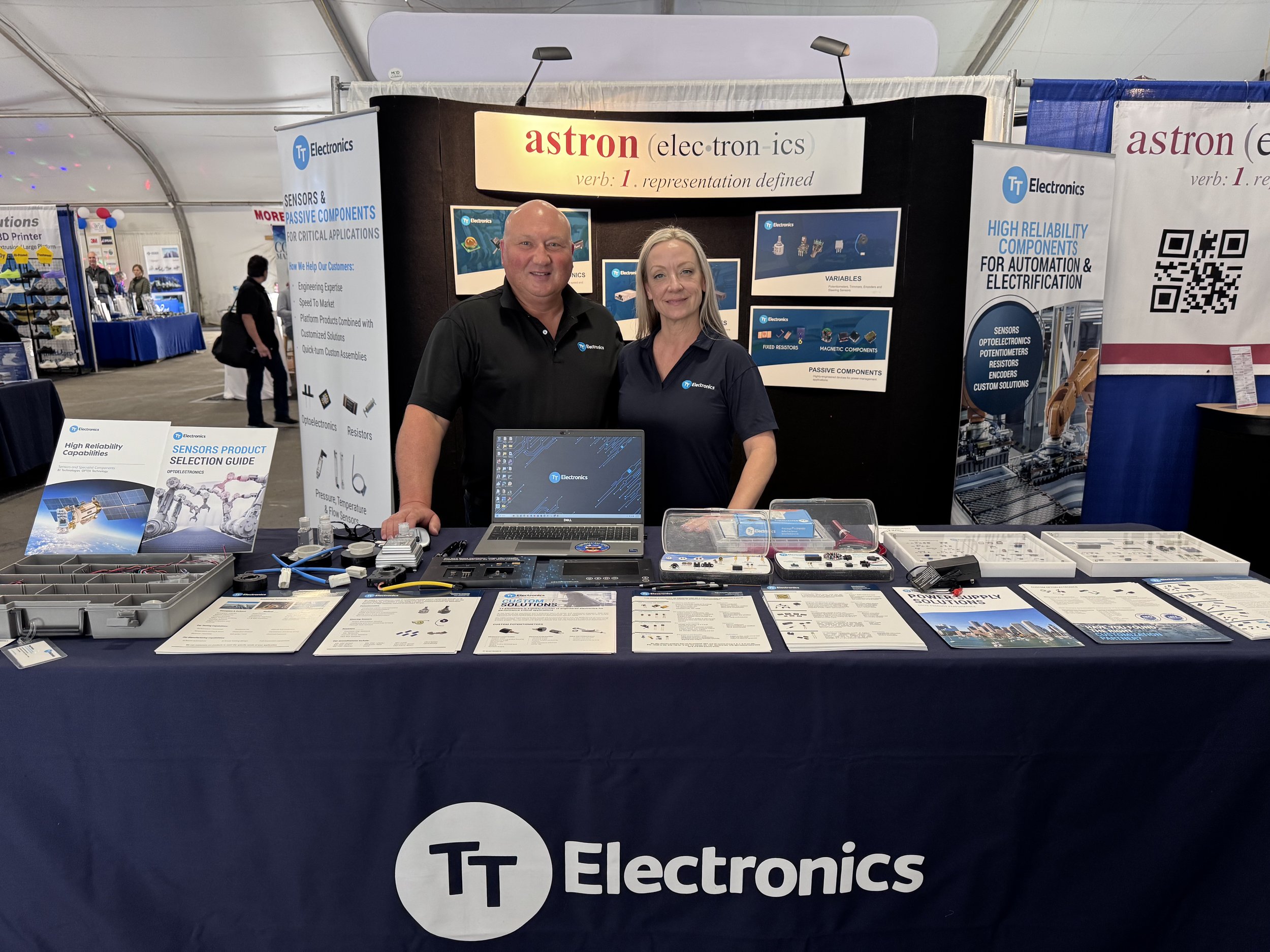 Sergey & Beth at DMEMS Show