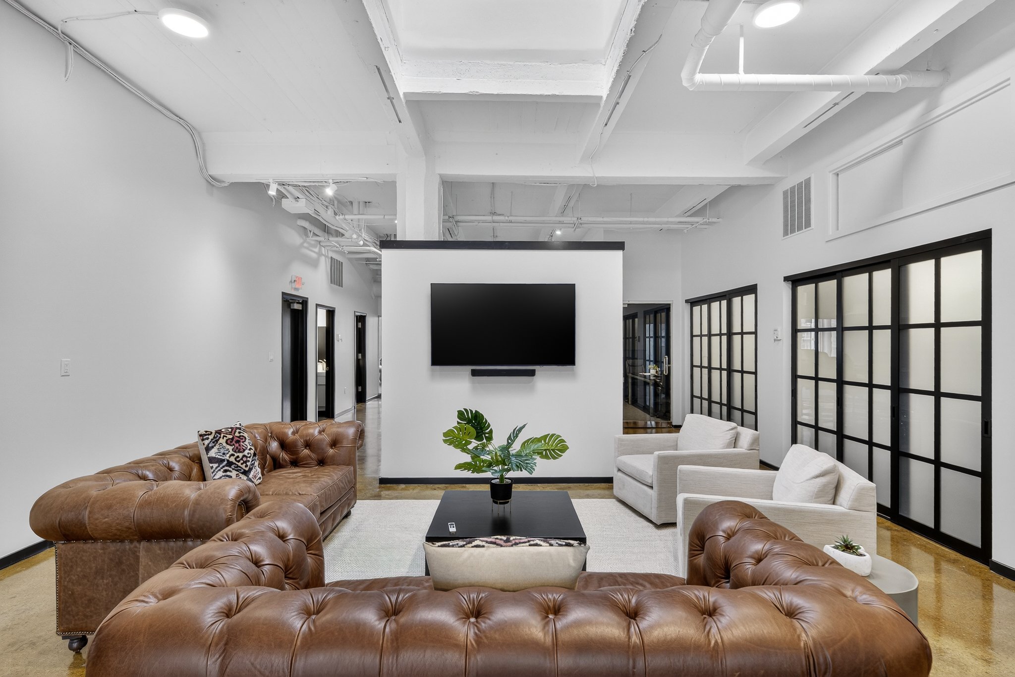 Smyth and Field - 646 Main - web-7.jpg