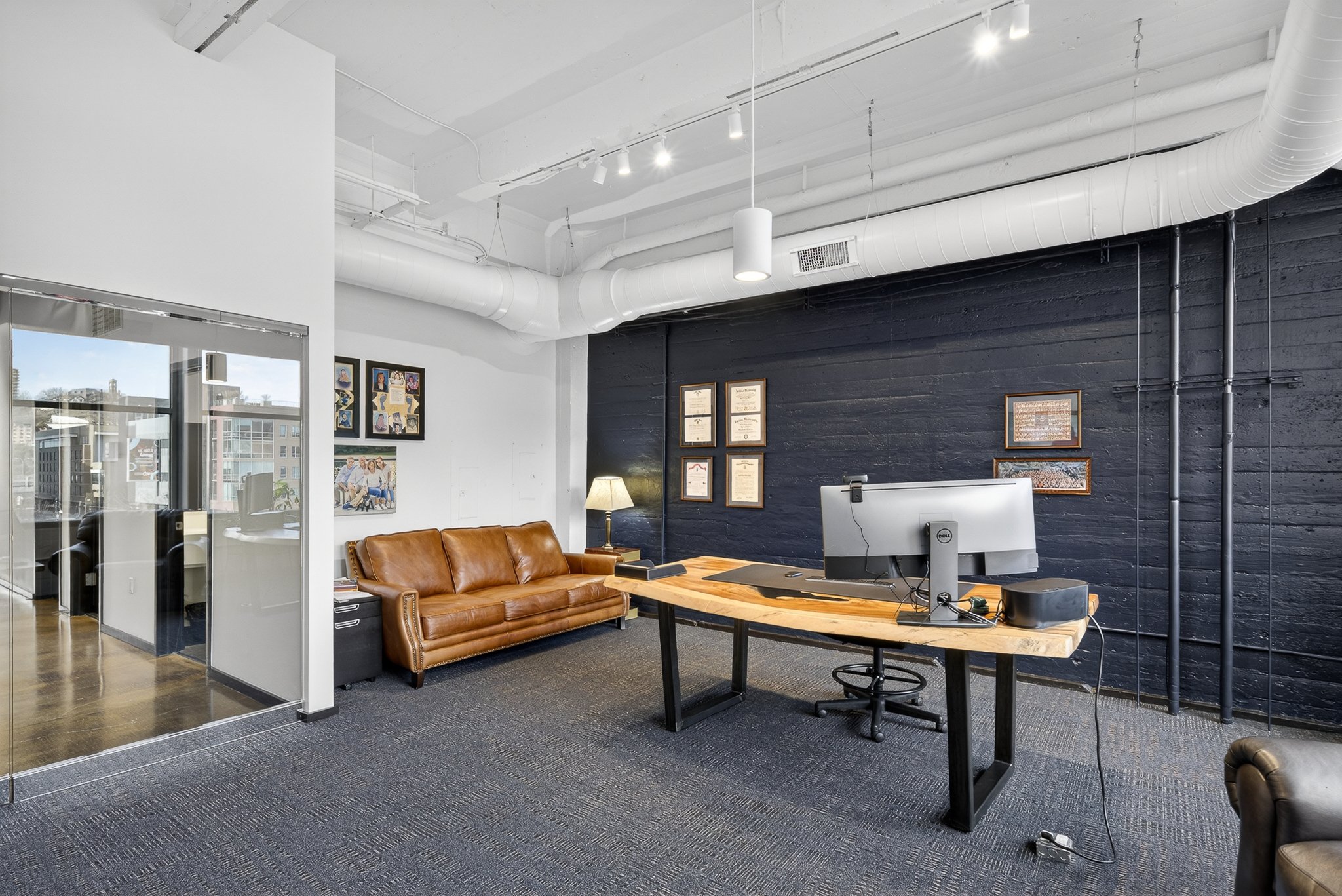 Smyth and Field - 646 Main - web-28.jpg