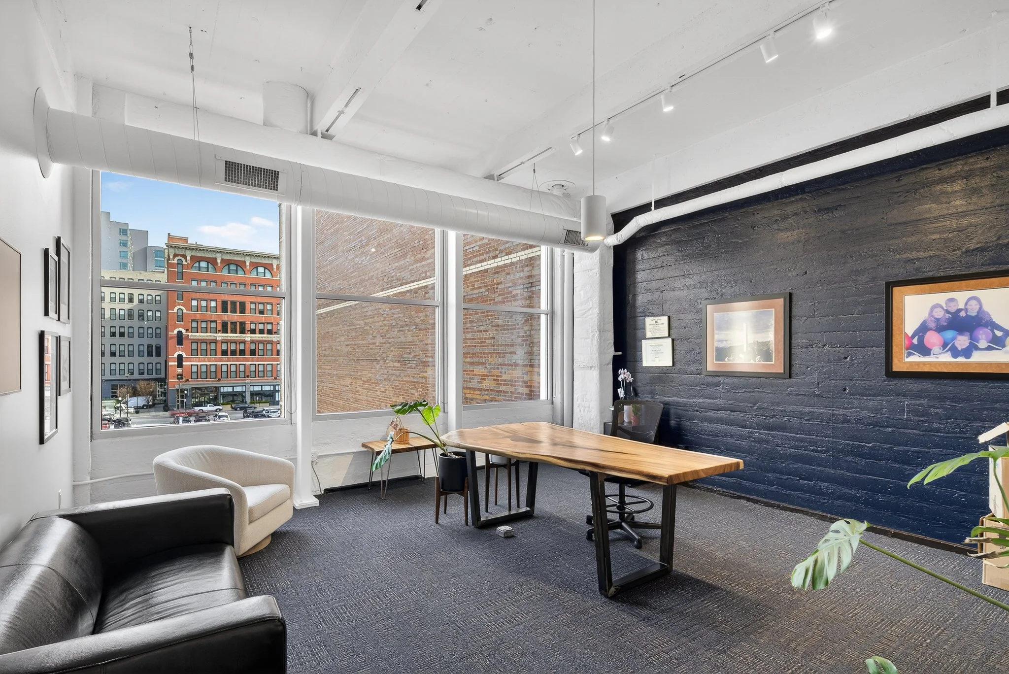 Smyth and Field - 646 Main - web-29.jpg