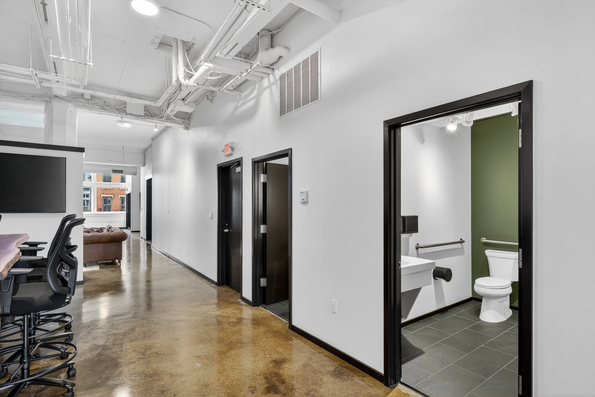 Smyth and Field - 646 Main - web-32.jpg