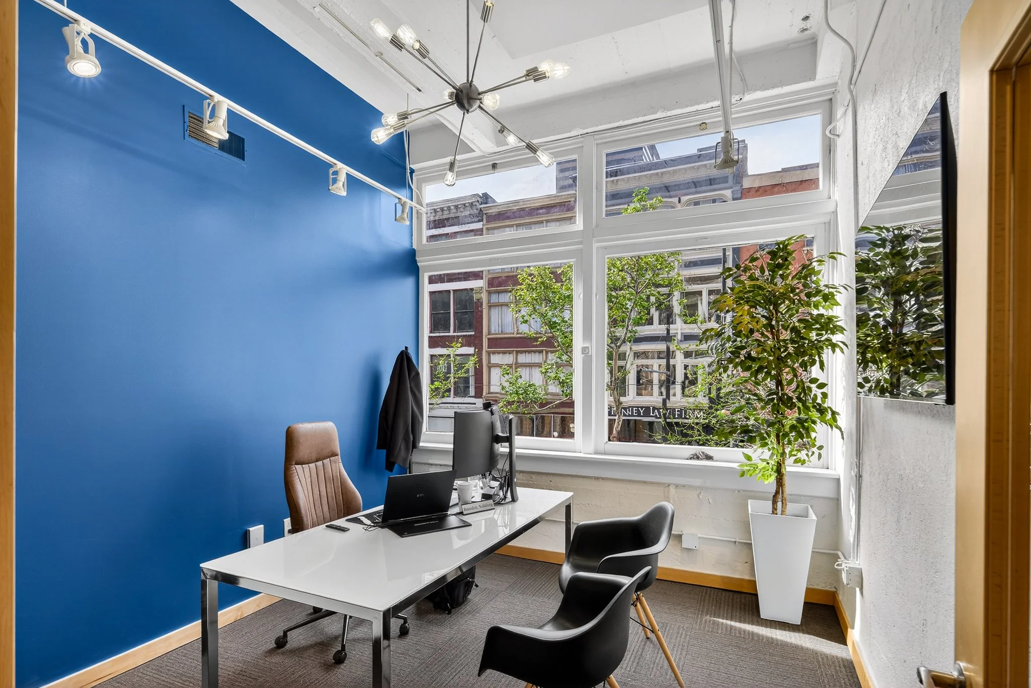 Smyth and Field - 646 Main - web-42.jpg