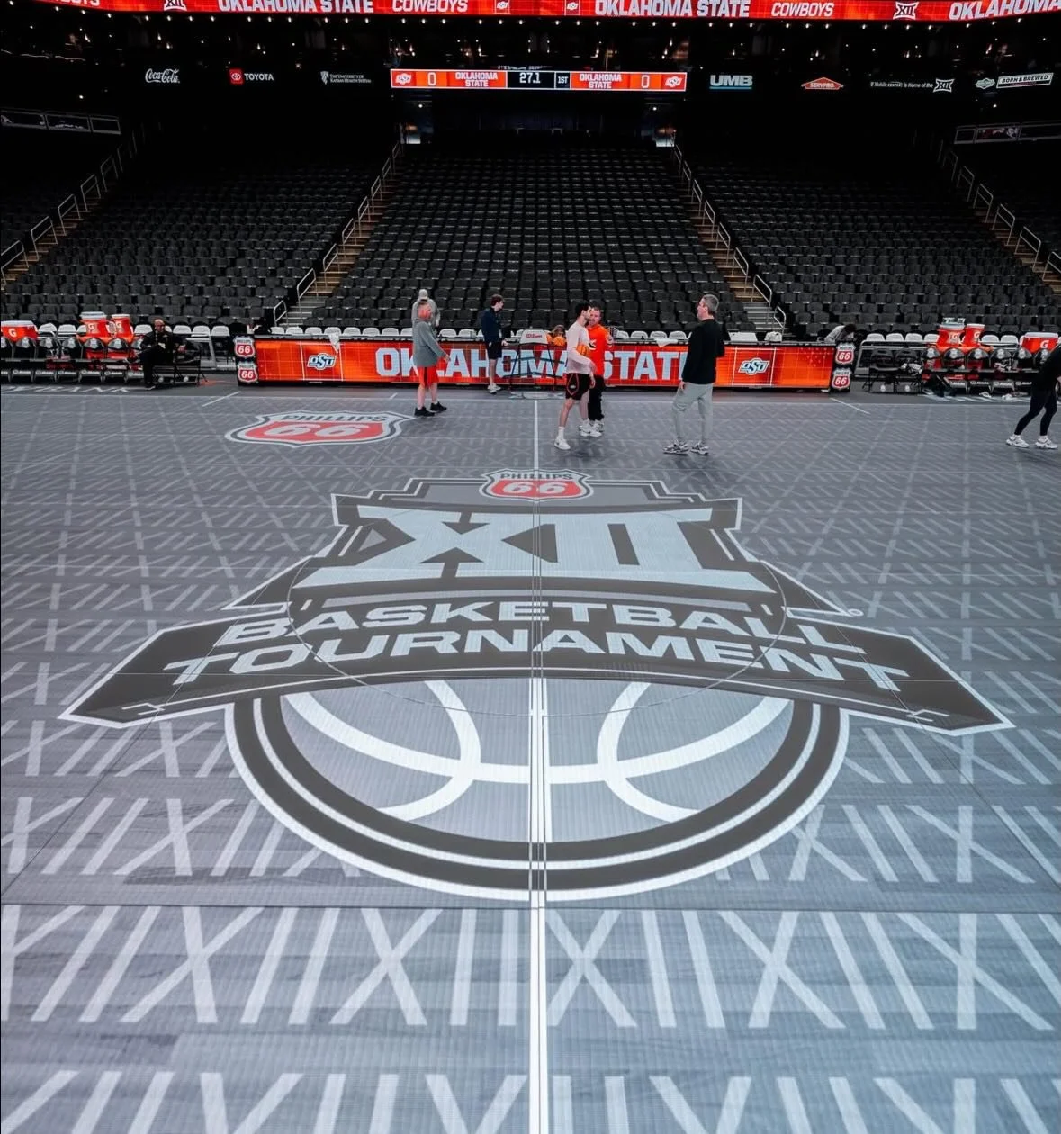 The Big 12 Conference partnered with Phillips 66 and ASB GlassFloor to create a more elevated, innovative, and differentiated basketball tournament experience for both players and fans.