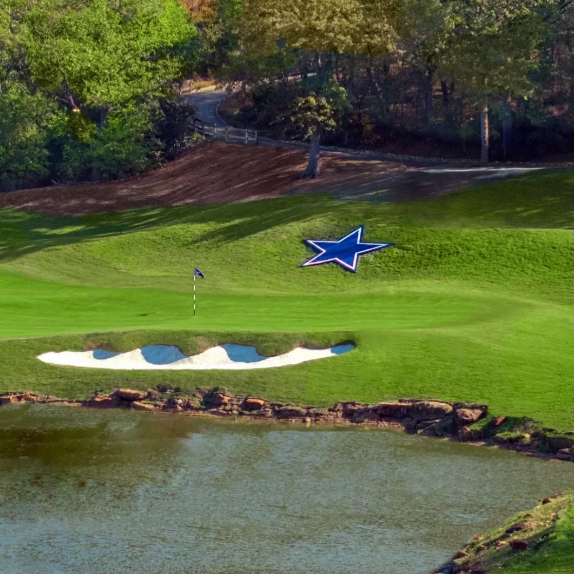 From brand to experience, the Dallas Cowboys continue to lead the way in brand extensions and licensing, bringing it to life with the newly renovated Cowboys Golf Club in Texas.