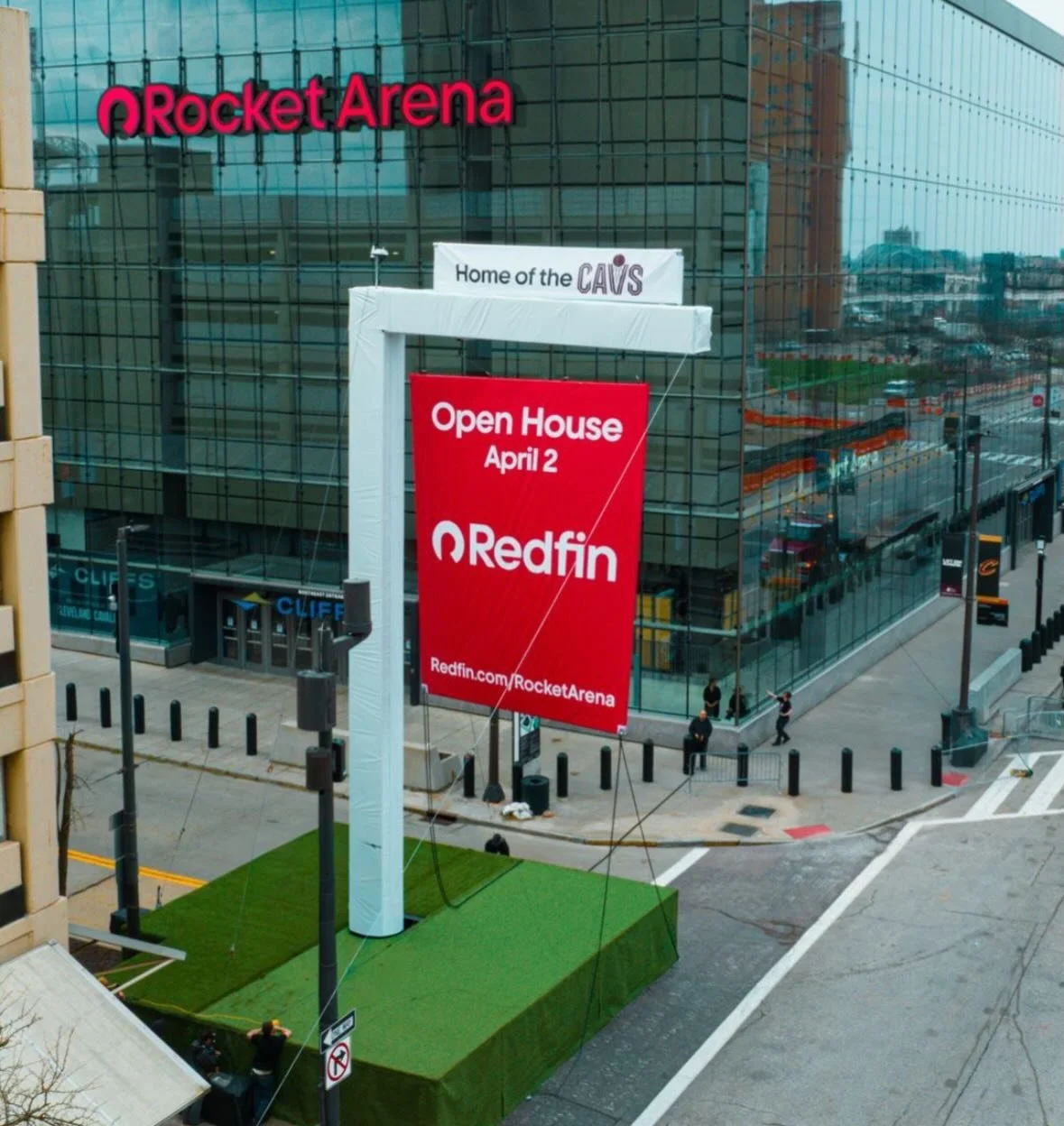 The Cleveland Cavaliers and Redfin transformed Rocket Arena into a fully immersive &ldquo;home listing,&rdquo; hosting an open house and garage sale that let fans experience the venue like prospective buyers, blending storytelling, access, and commer