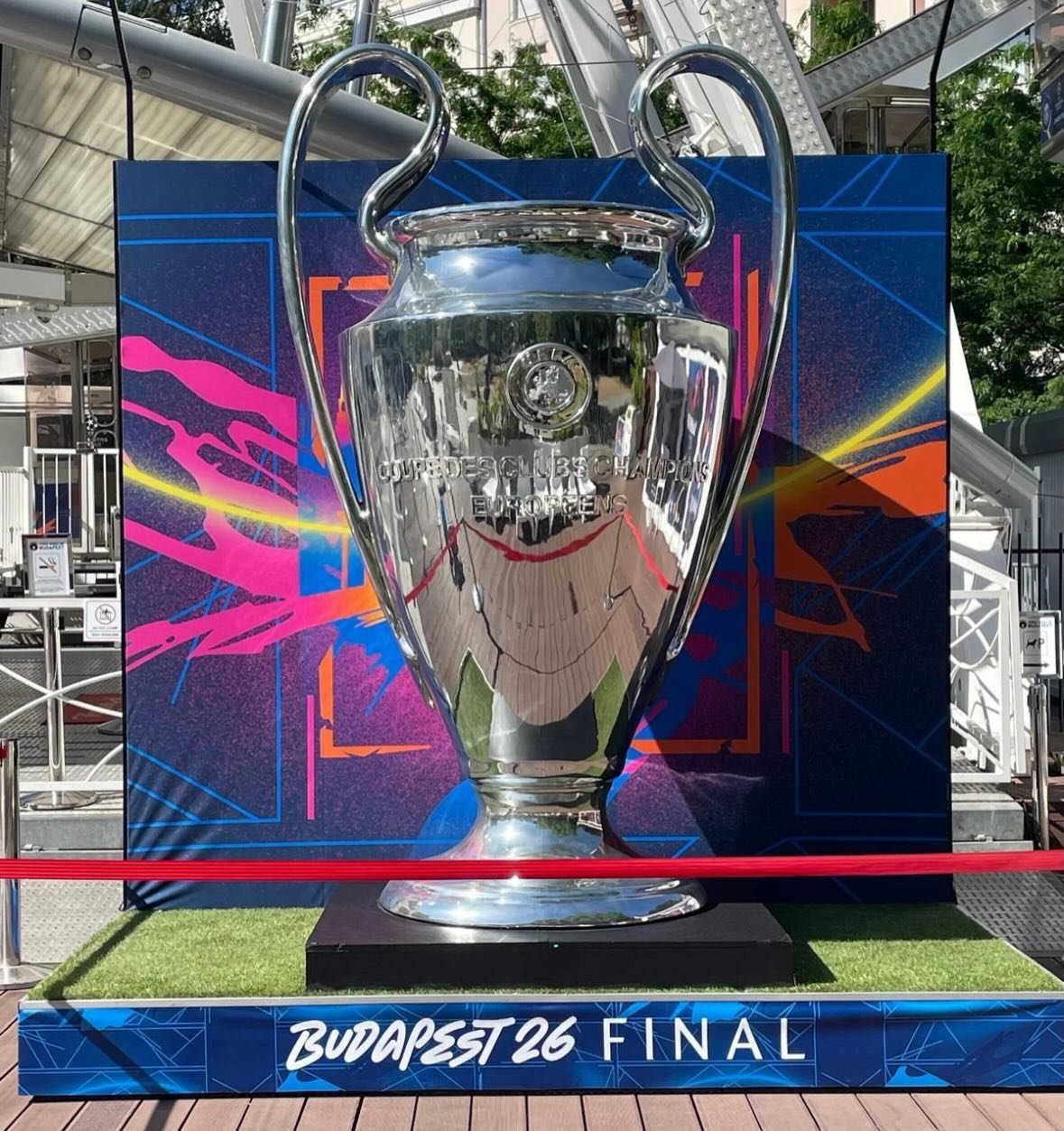 Budapest is preparing to host the UEFA Champions League Final between Arsenal and PSG in spectacular fashion this weekend.