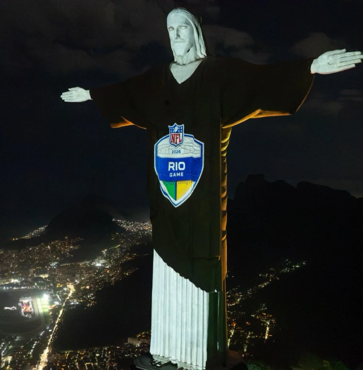 The NFL turned Rio into a citywide celebration around Cowboys&ndash;Ravens, with giant NFL displays on iconic beaches, fan events, the NFL Rio Run and pop-up shops across the city. 

The league also brought the experience to life through Brazilian mu