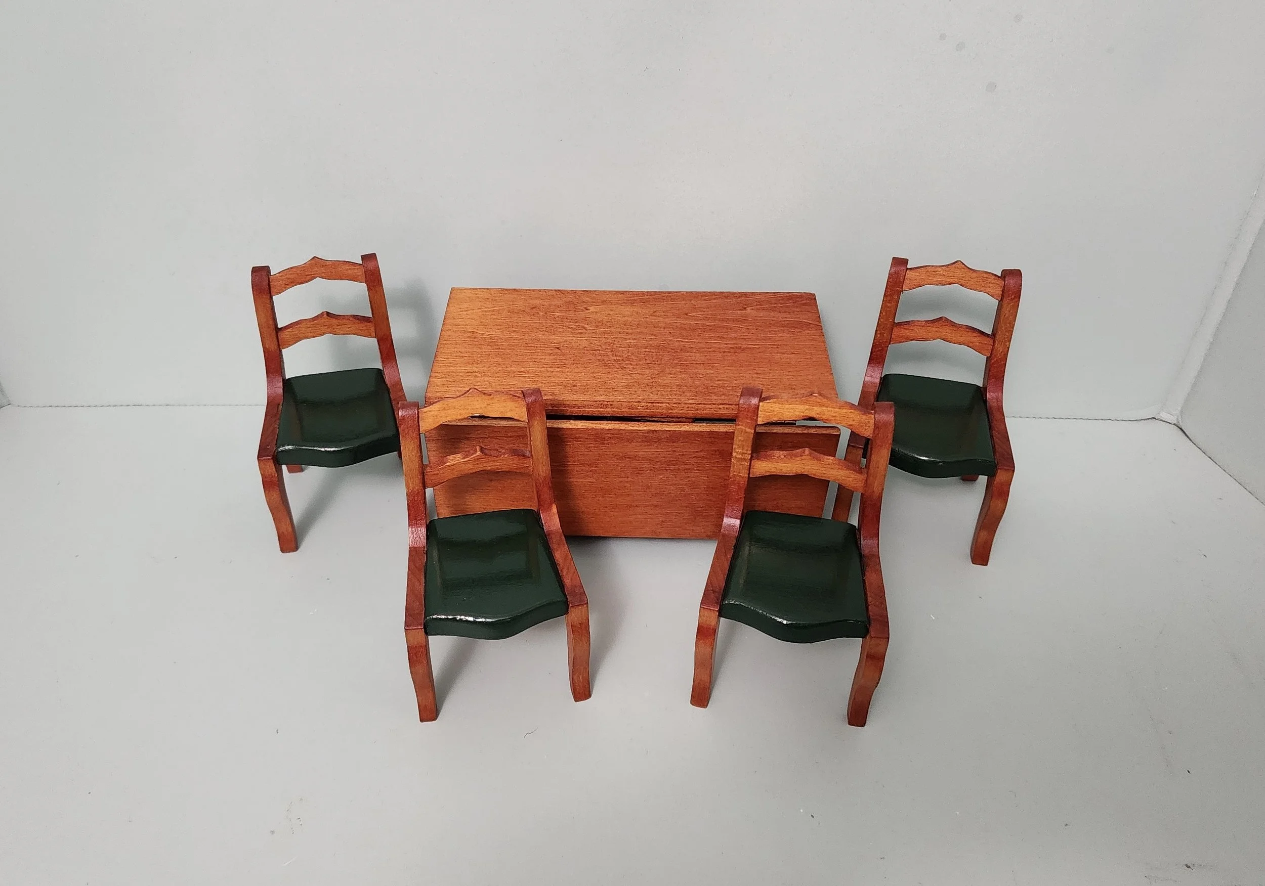 Tynietoy Victorian Dollhouse Dining Room Set.  Item #010. On hold