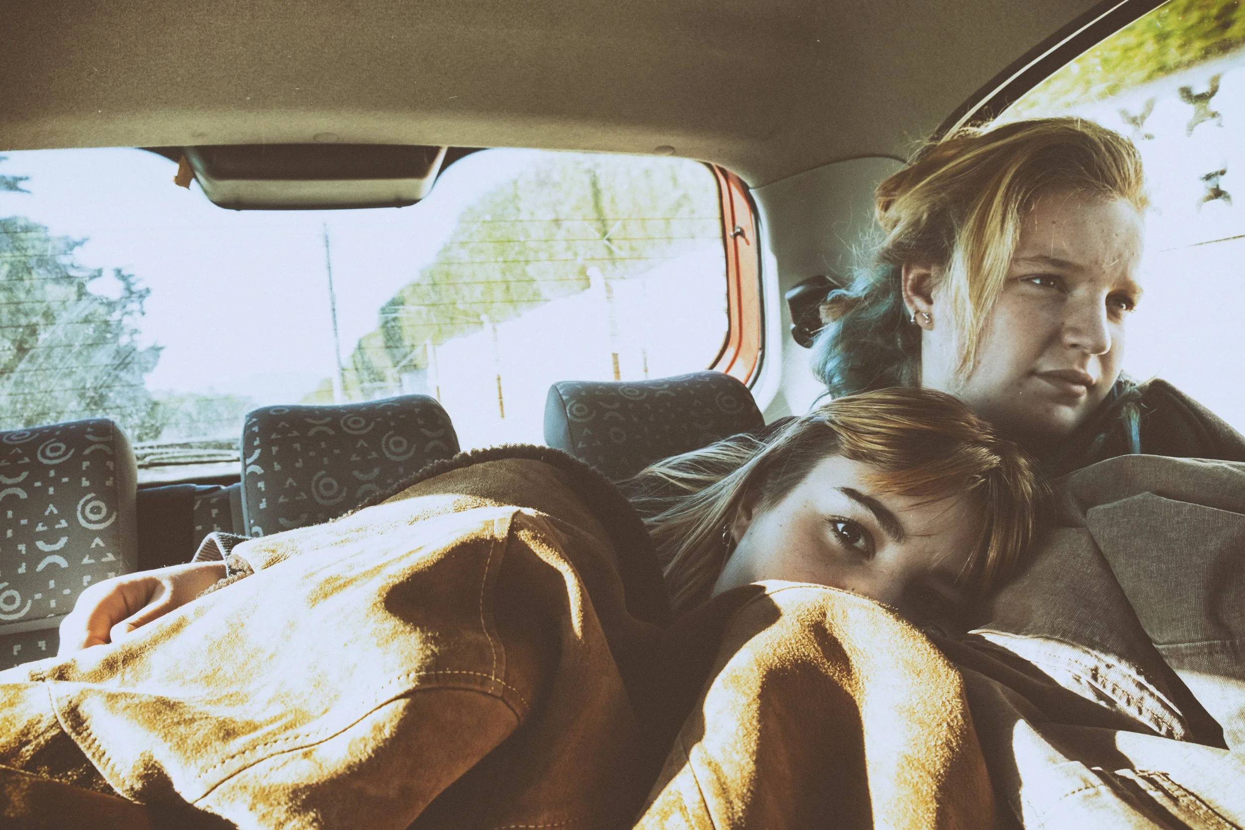 Familia_Voyeur Mati y Leila coche II.jpg