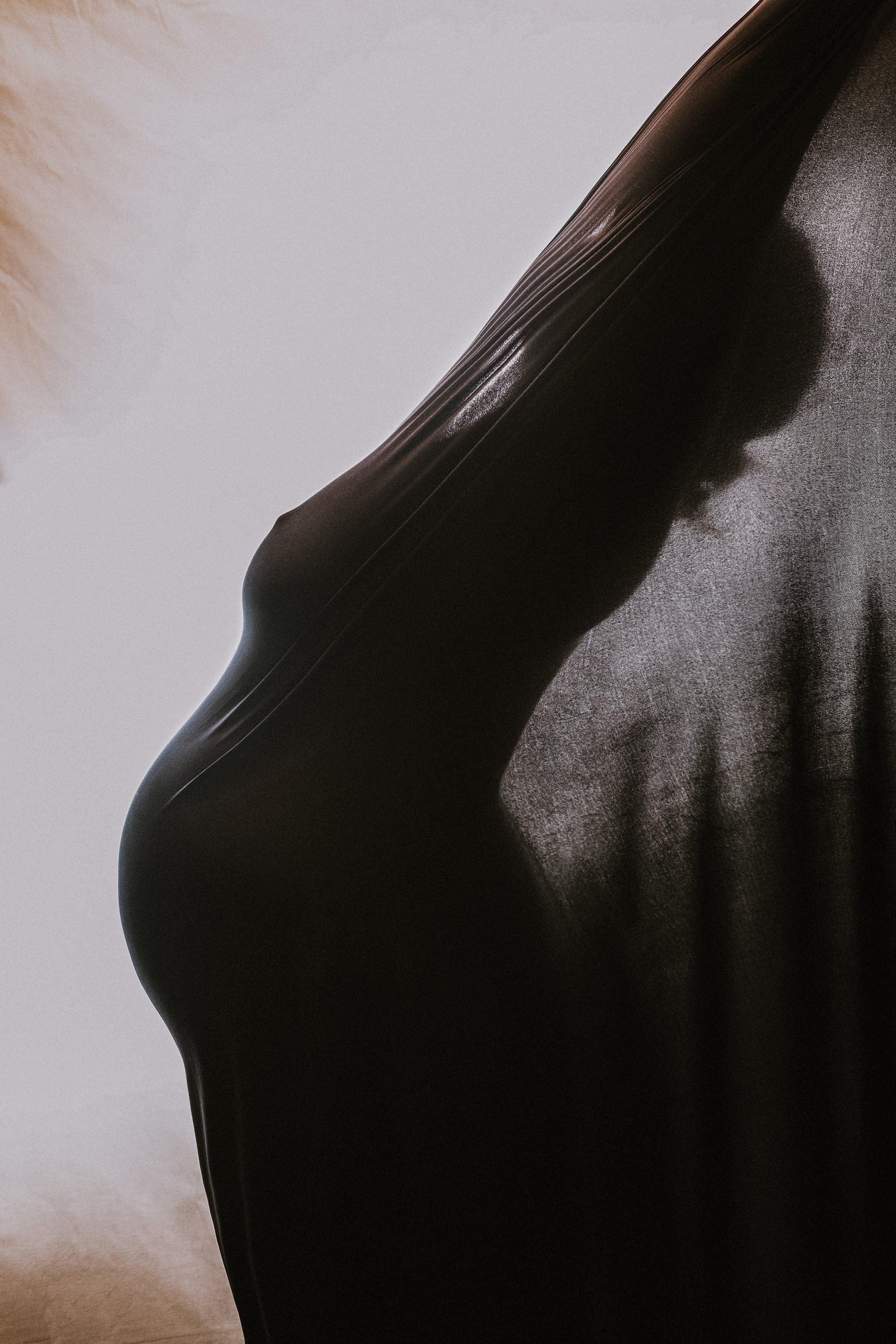 ClaudDomken_Saskia_Canvas of a Woman_2.jpg