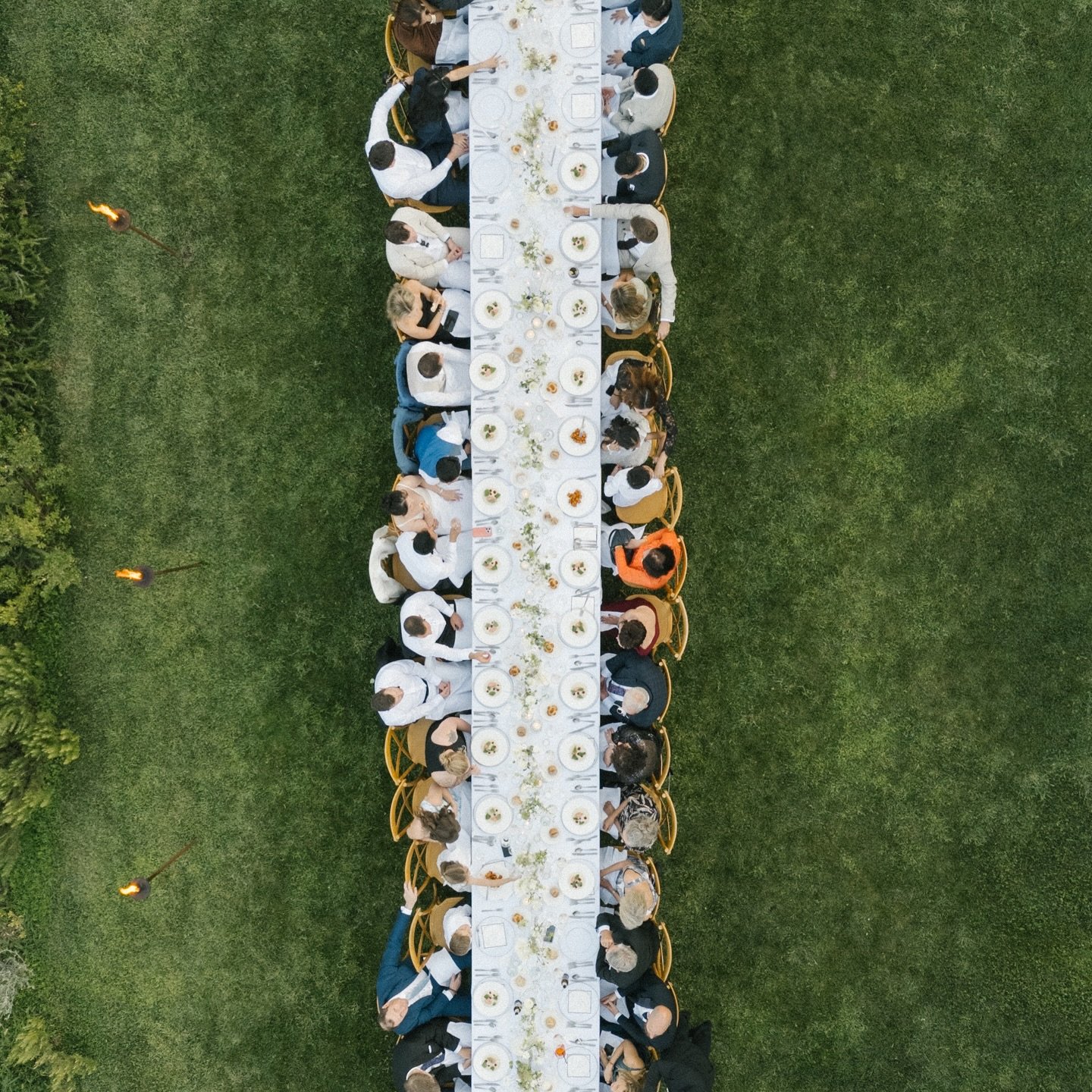 07.08.25 💍

Dining under the stars with our family and friends in Lugano was a night we will remember forever! 🥰

@castellodimorcote_weddings
@irenefucci
@tiamafilms
@mattpetrone_
@massimo.guidici_flowers
@castellodimorcote_eventi

#wedding #weddin
