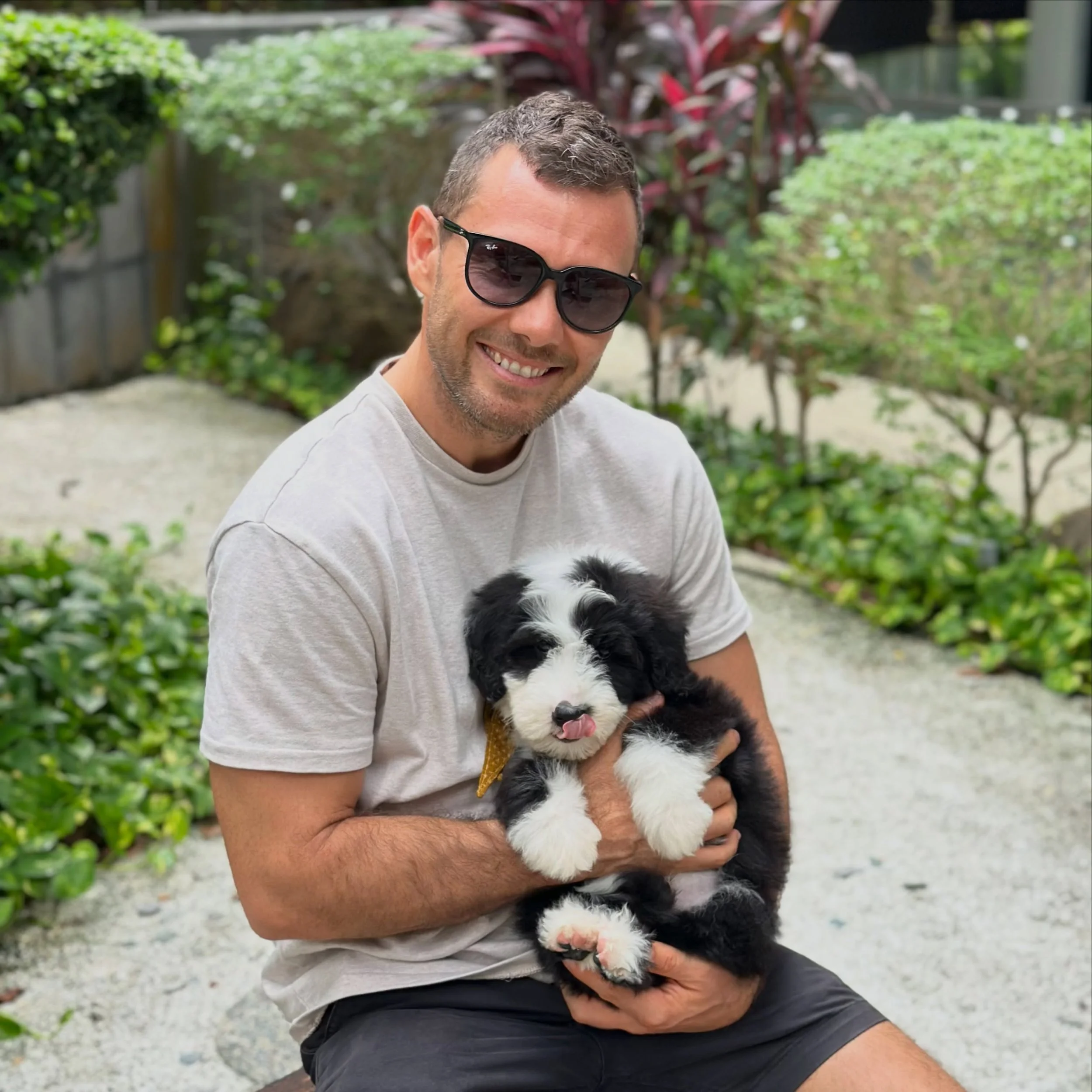 Our first week with little Charlie! 🐾

One week ago, this little monster came into our lives, and despite the lack of sleep, the wees around the house, and the constant biting, we couldn&rsquo;t be happier.

We didn&rsquo;t think we could love him a