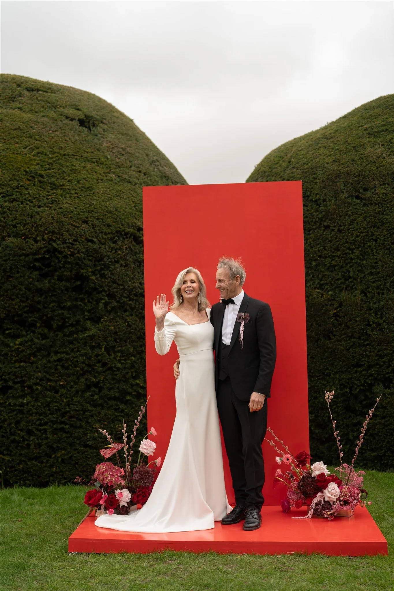 modern-wedding-planning-sudeley-castle-cotswolds-wedding.jpg