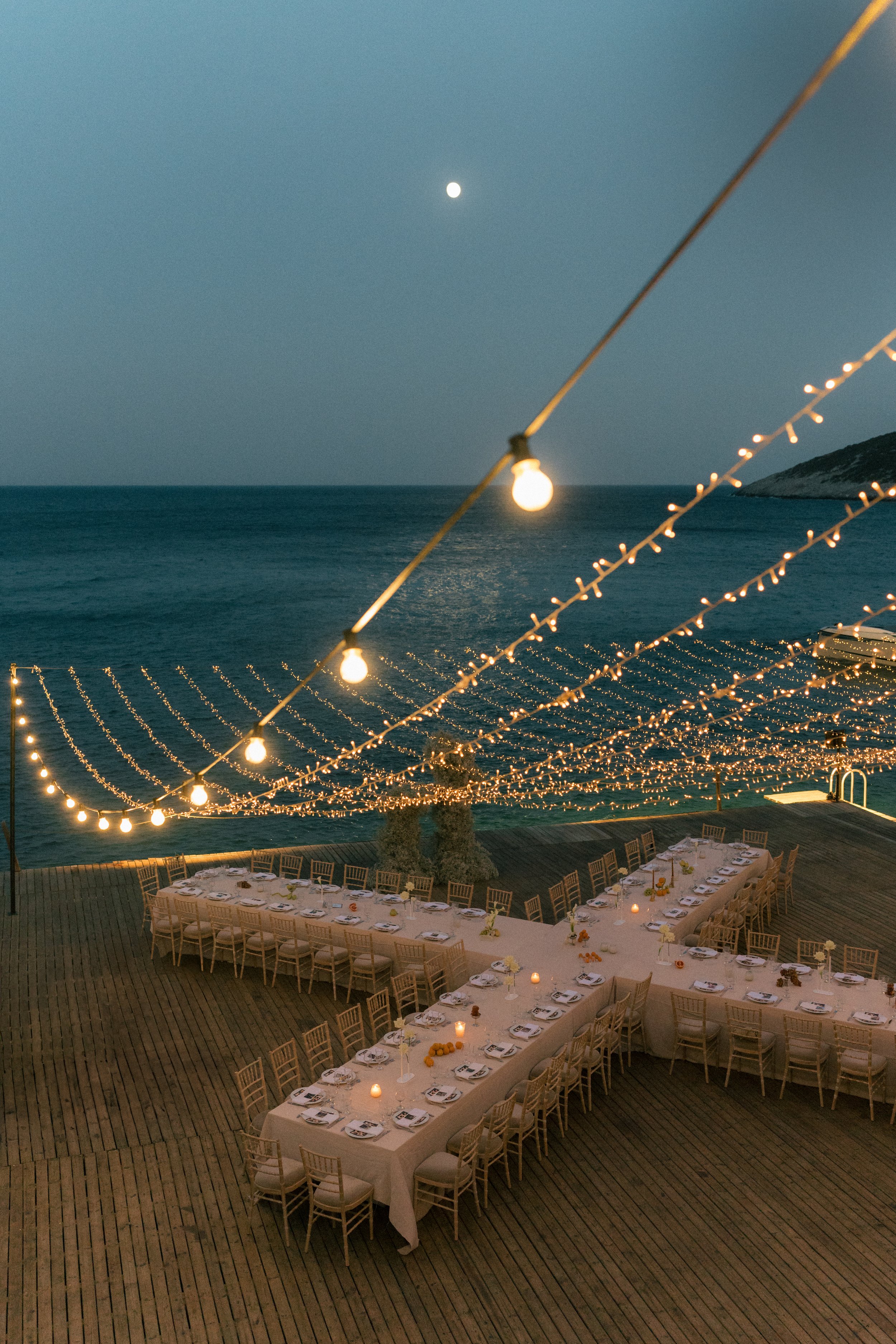 20. unique-wedding-tablescape-design-inspo.jpg