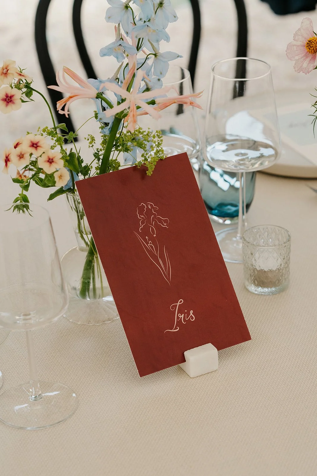 wedding-tablescape-design-advice-stationery.jpg
