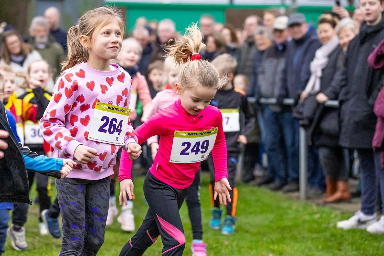 warming-up winterloop vvHeino 2024.jpg
