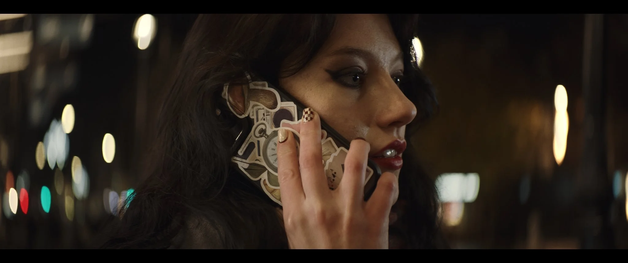 FACE TO_Stills_1.26.4.JPG