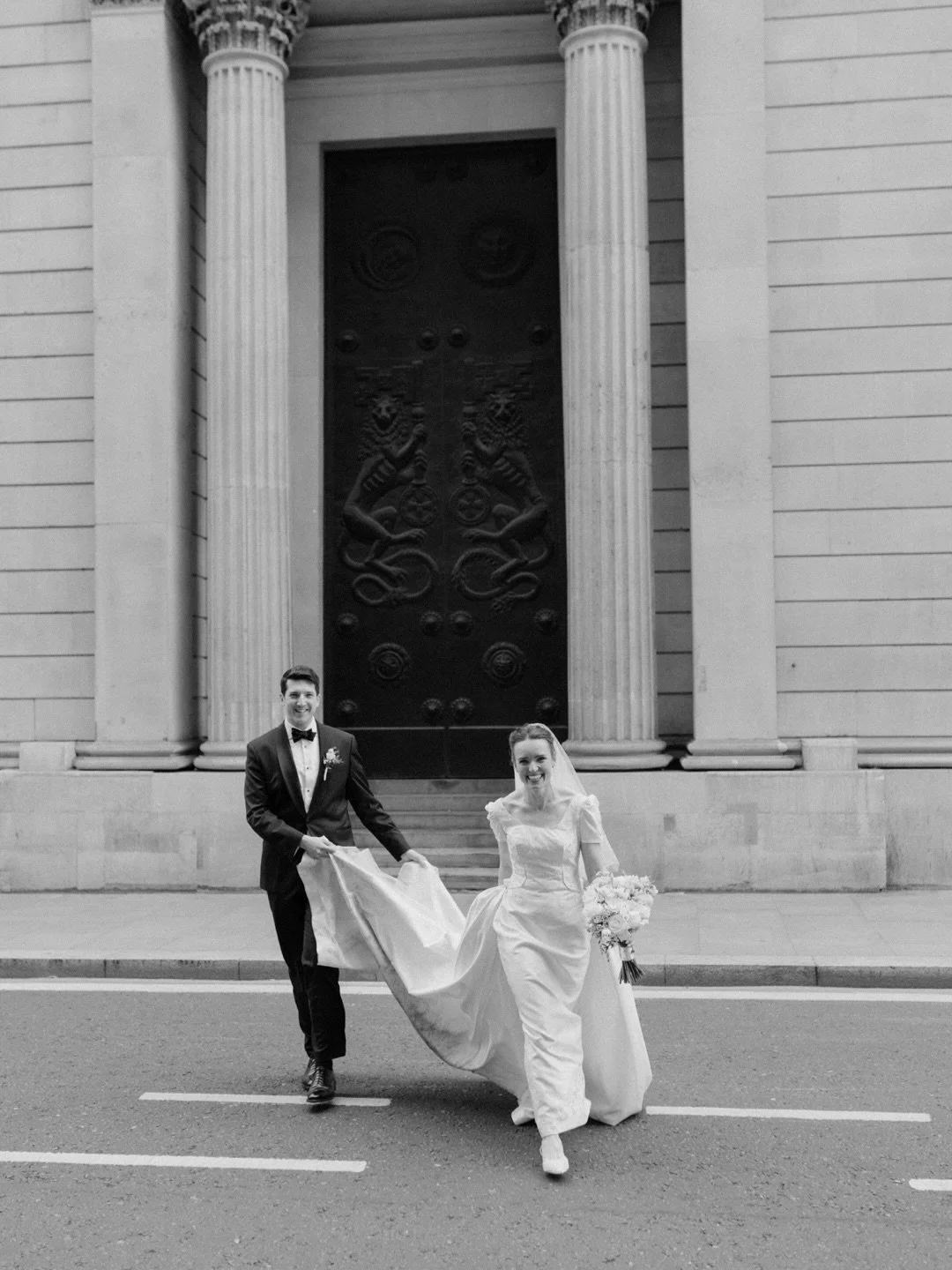 A few frames from Kat &amp; Dom&rsquo;s stunning wedding at the Ned

@thenedlondon 
@effies.forflowers 
@emmapoppyhairandmakeup 
@tmd_band 

#londonwedding #thened #thenedwedding #weddingphotography #londonweddingphotography