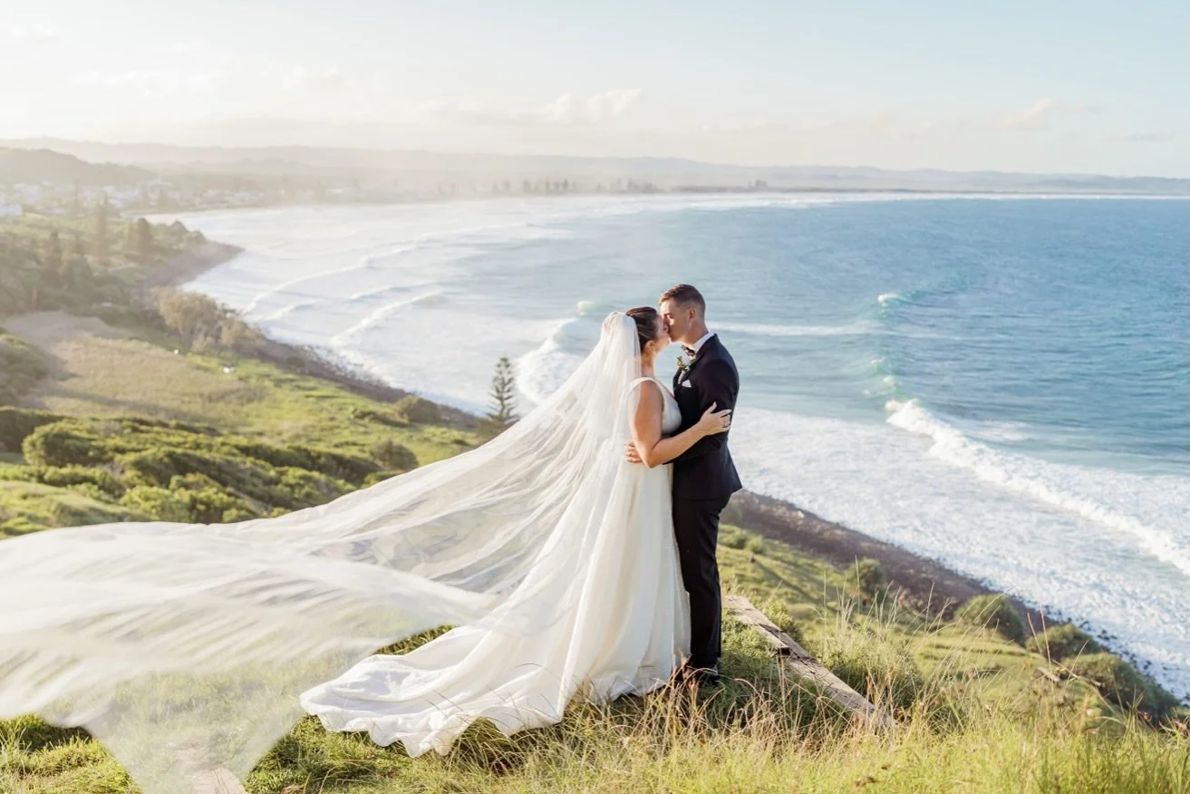 The frame. 

Lennox Head wedding photography.

Photo @riku_k_photography 
Veil thrower @debbiebugden 

@chickenparmaqueen 
@mitchevans__
