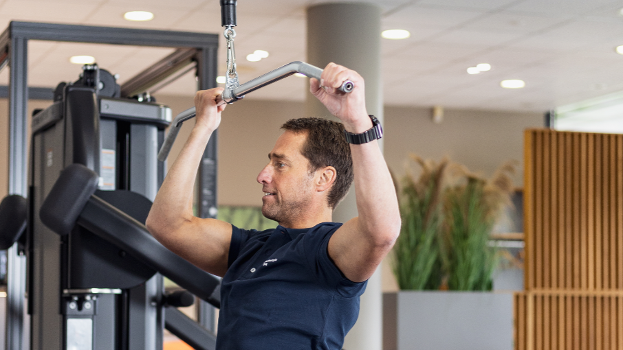 Das Problem mit der „Comfort-Kultur“ im Fitness (und was man von Old-School-Gyms lernen kann)