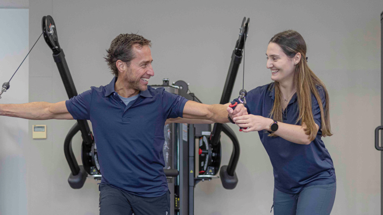 3 Gründe warum Physiotherapie das kann, was dein Fitnessstudio nicht kann