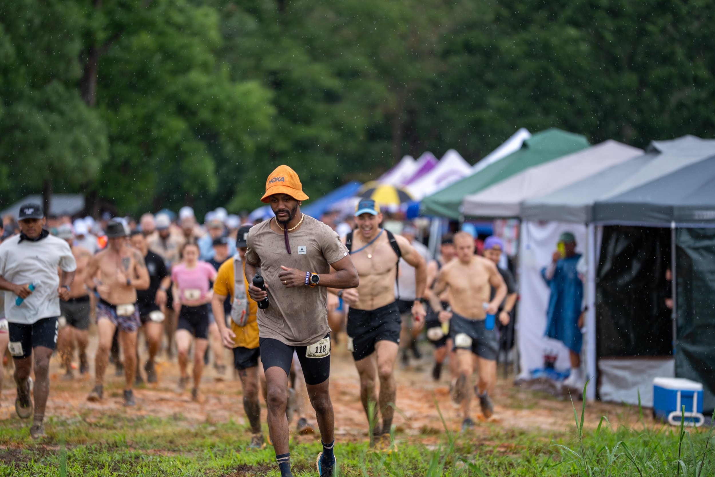 running crowd basecamp.jpg